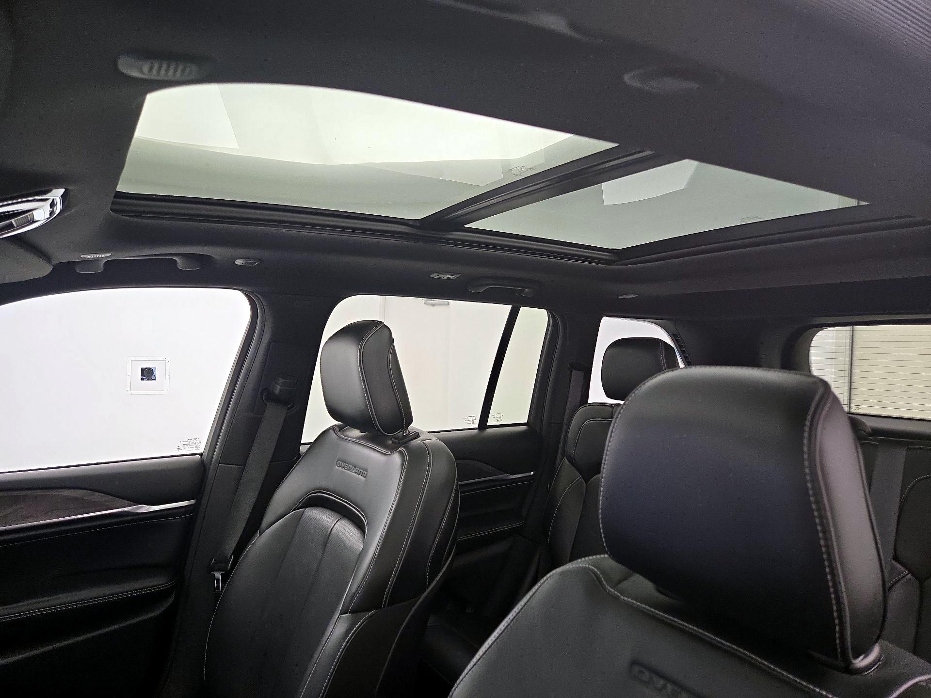 Thumbnail: 2023 Jeep Grand Cherokee - 20