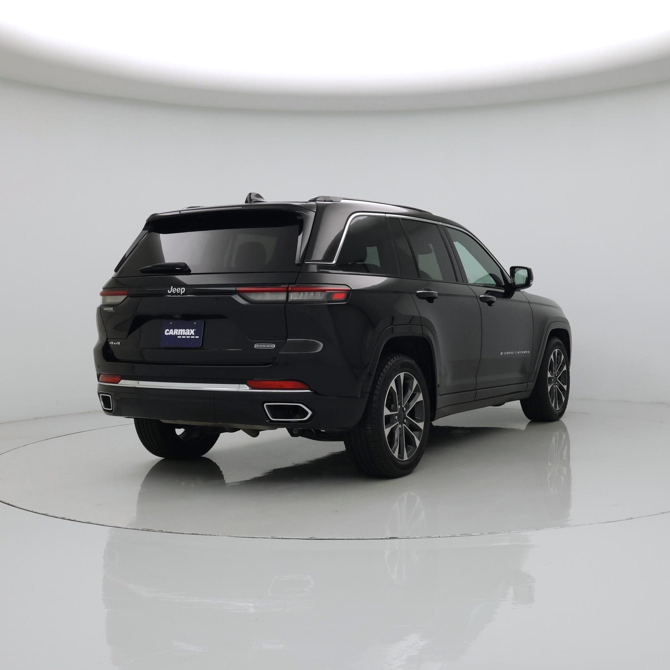 Thumbnail: 2023 Jeep Grand Cherokee - 8