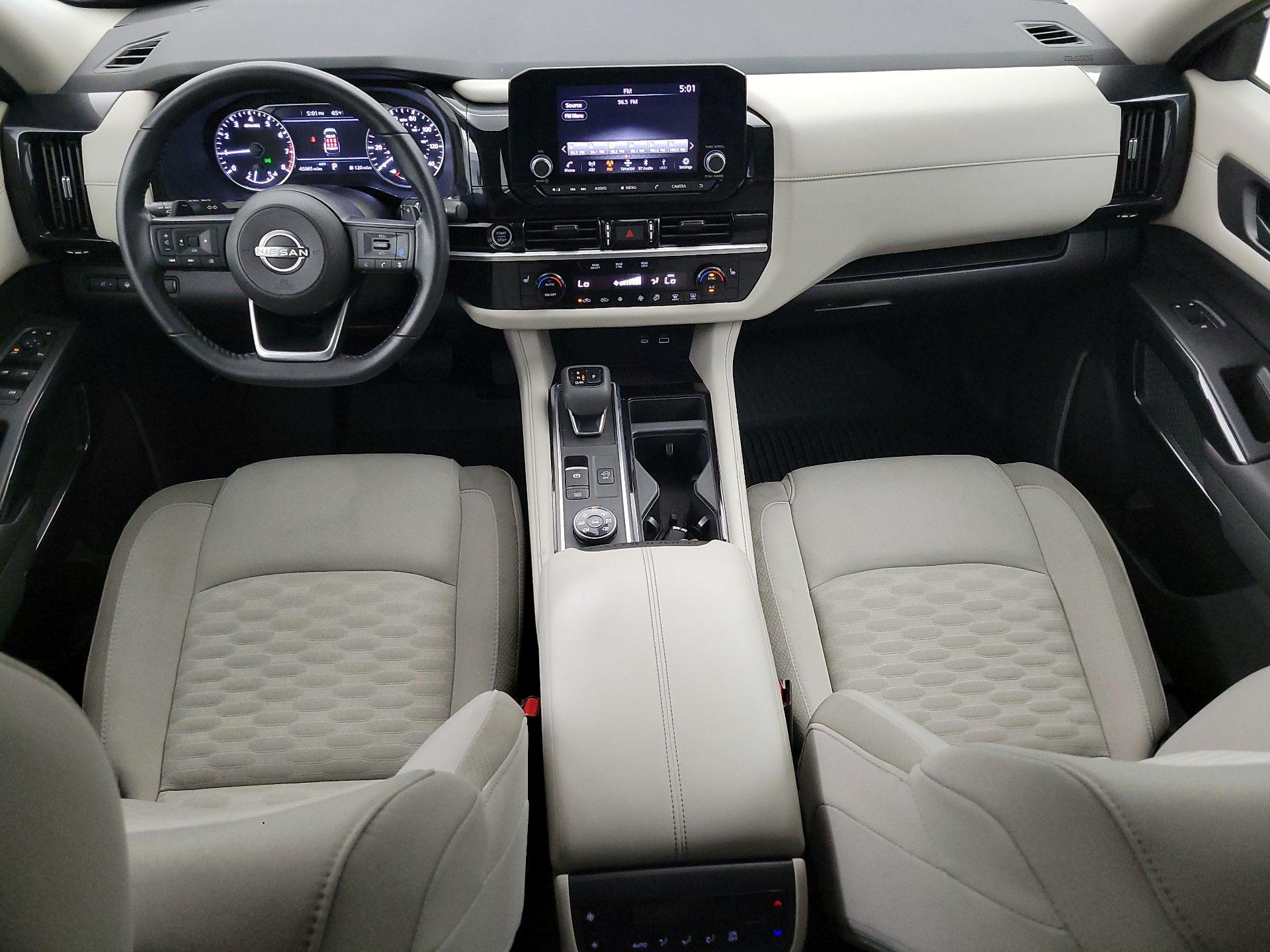 Thumbnail: 2024 Nissan Pathfinder - 9