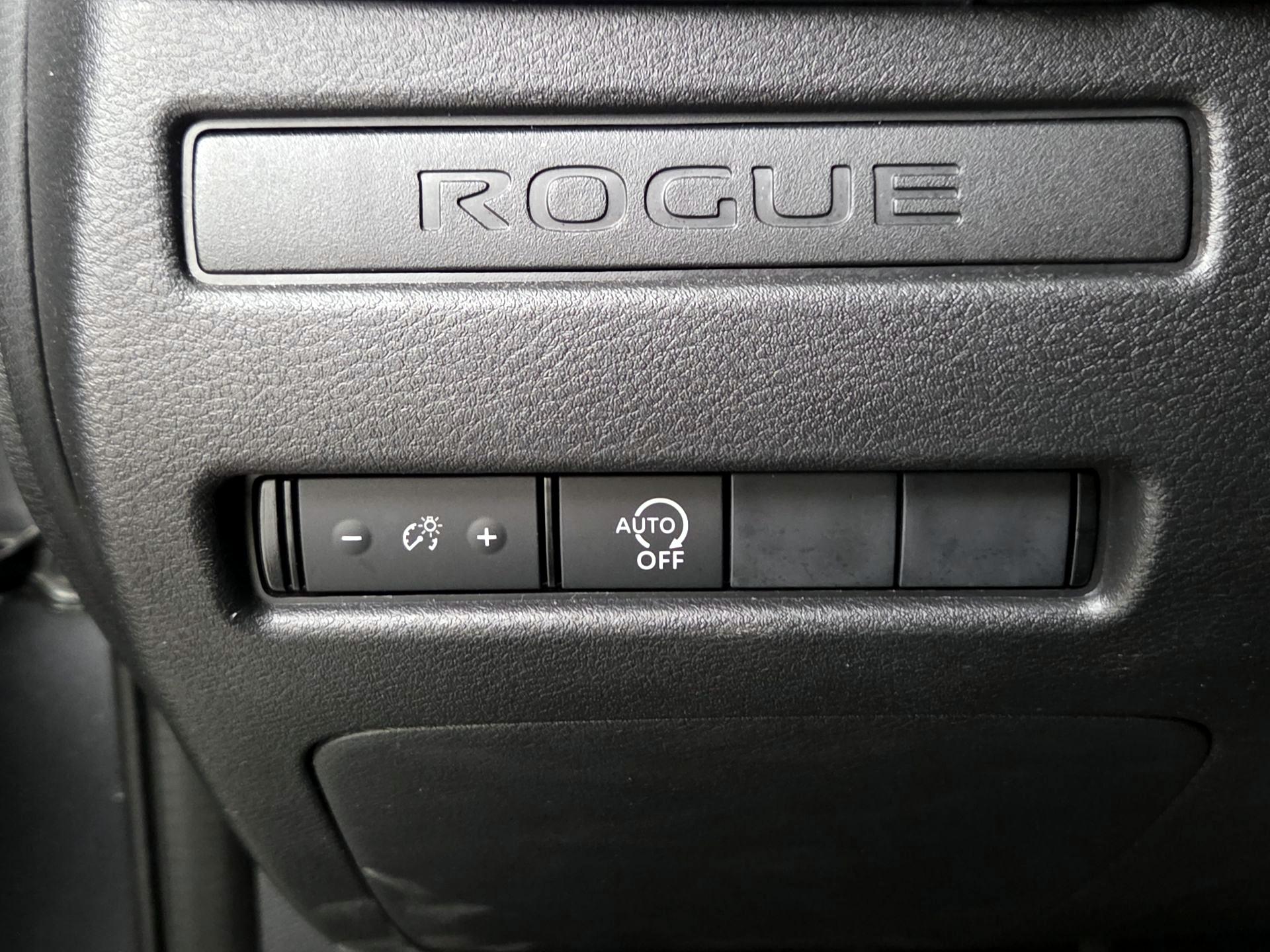 Thumbnail: 2023 Nissan Rogue - 13