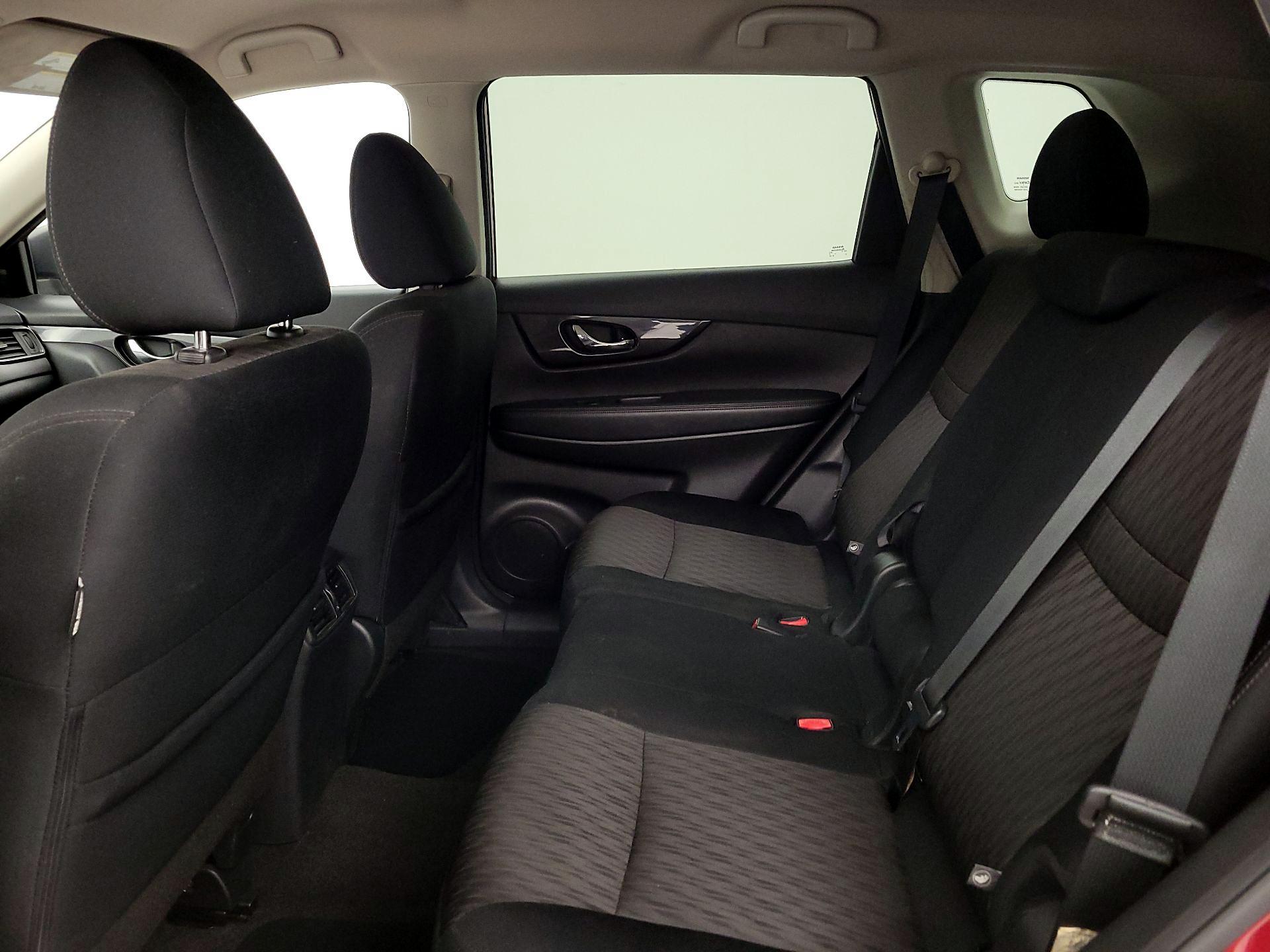 Thumbnail: 2020 Nissan Rogue - 19