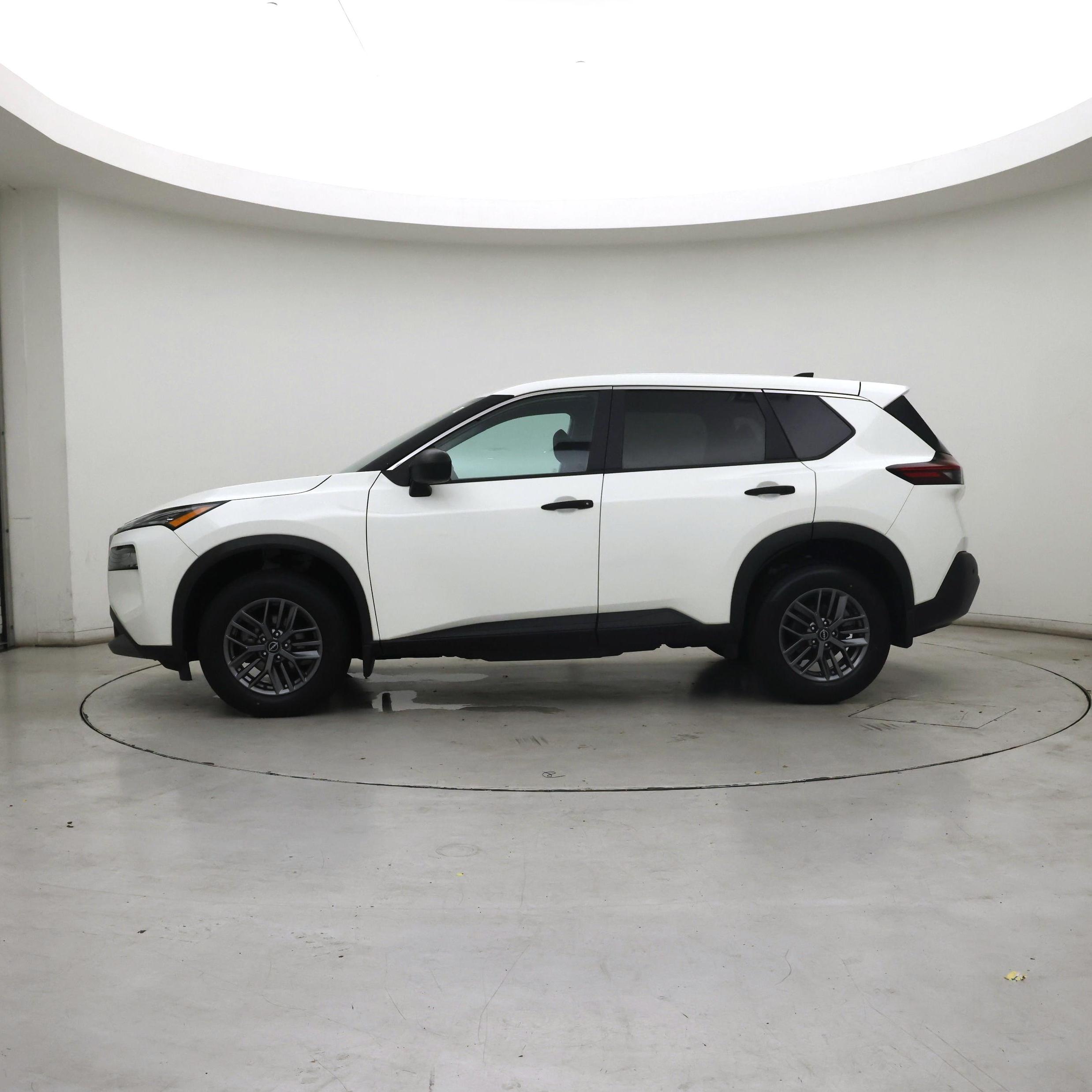 Thumbnail: 2023 Nissan Rogue - 3