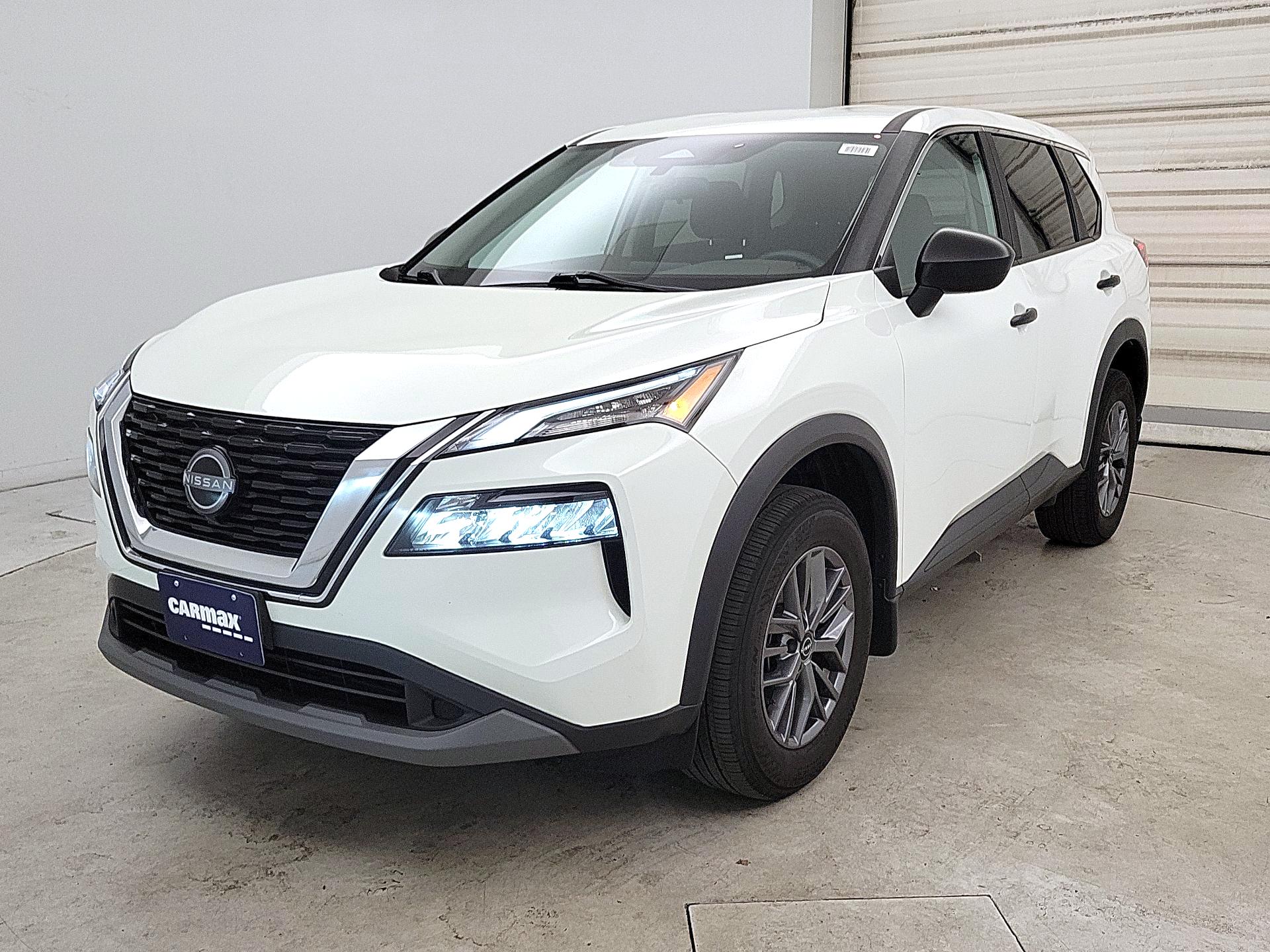 Thumbnail: 2023 Nissan Rogue - 3