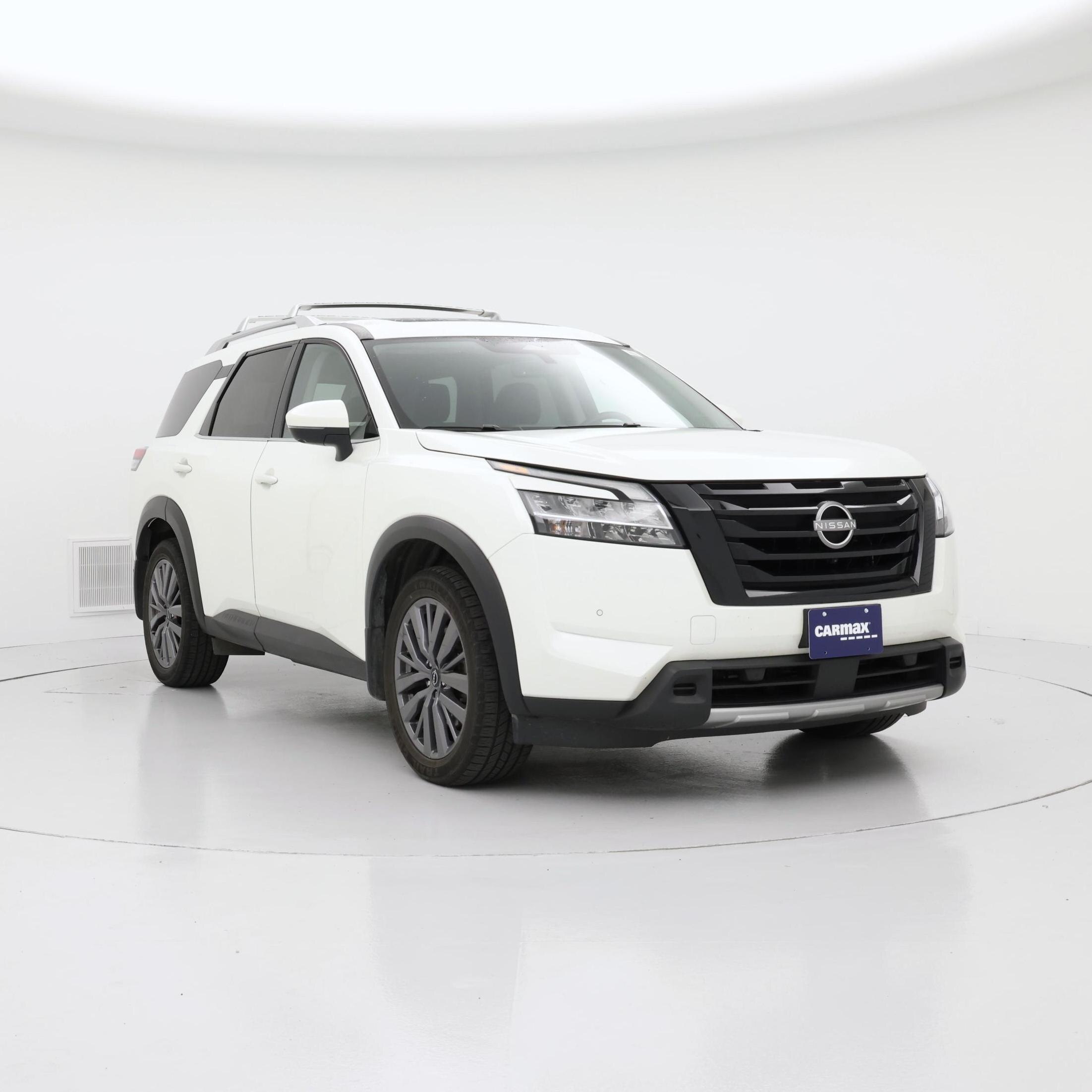 White 2023 Nissan Pathfinder SL 4WD SUV / Crossover All-Wheel Drive Automatic
