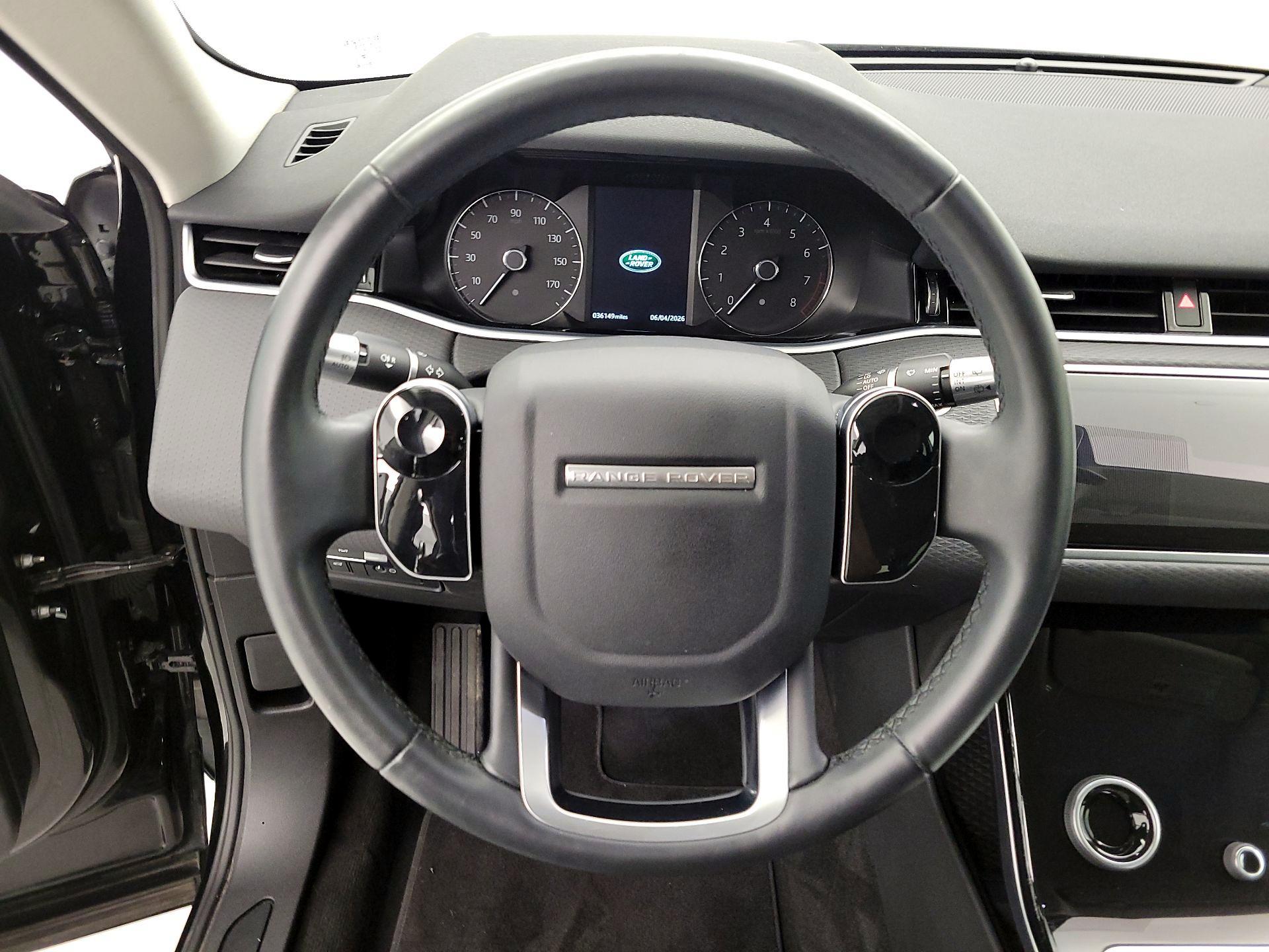 Thumbnail: 2020 Land Rover Range Rover Evoque - 10