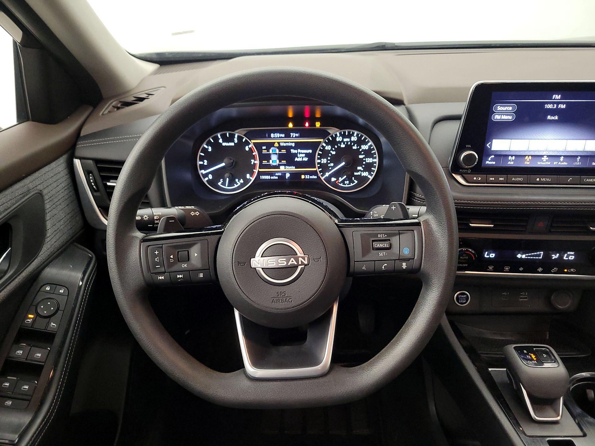 Thumbnail: 2023 Nissan Rogue - 10