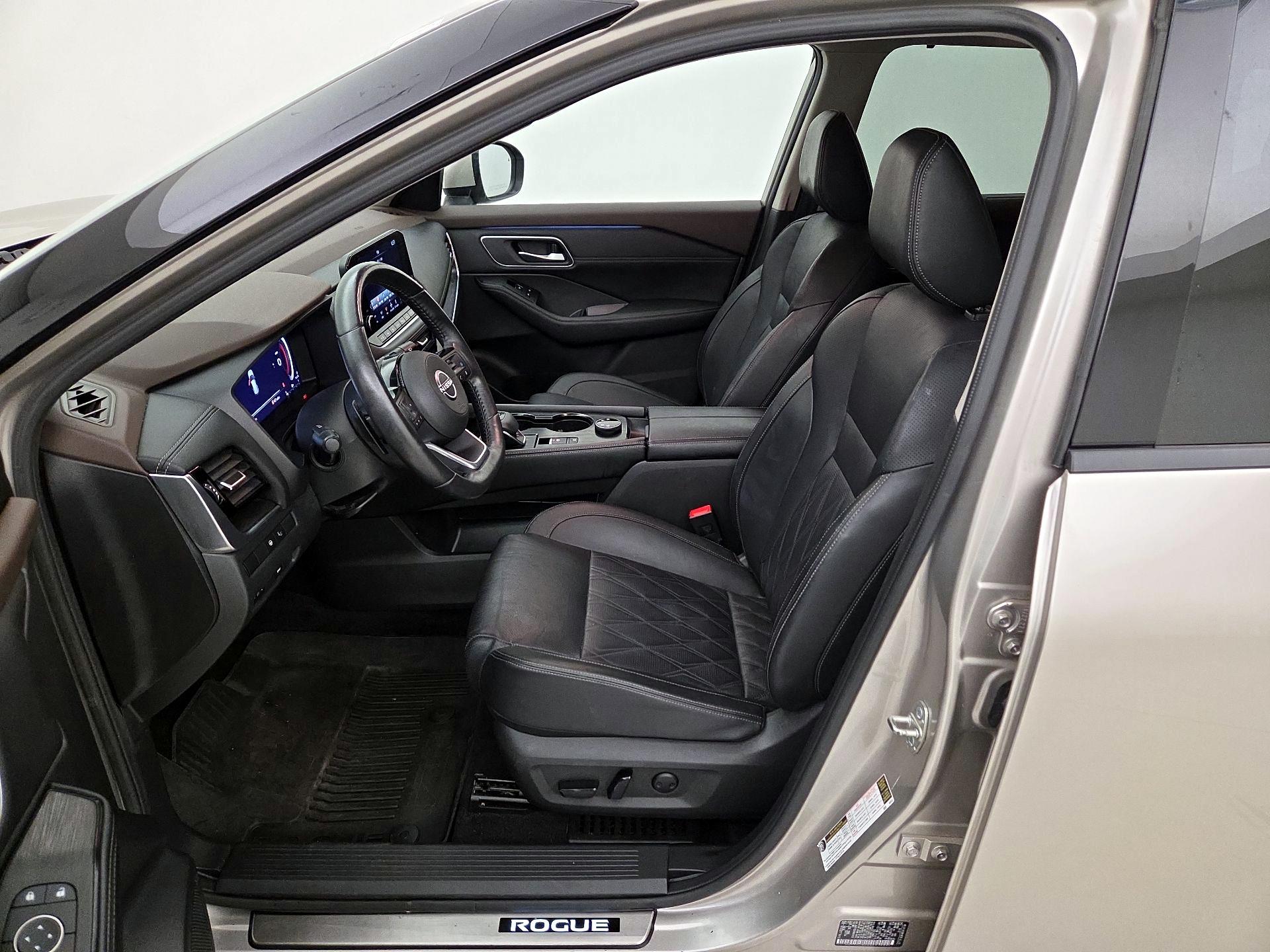 Thumbnail: 2023 Nissan Rogue - 11