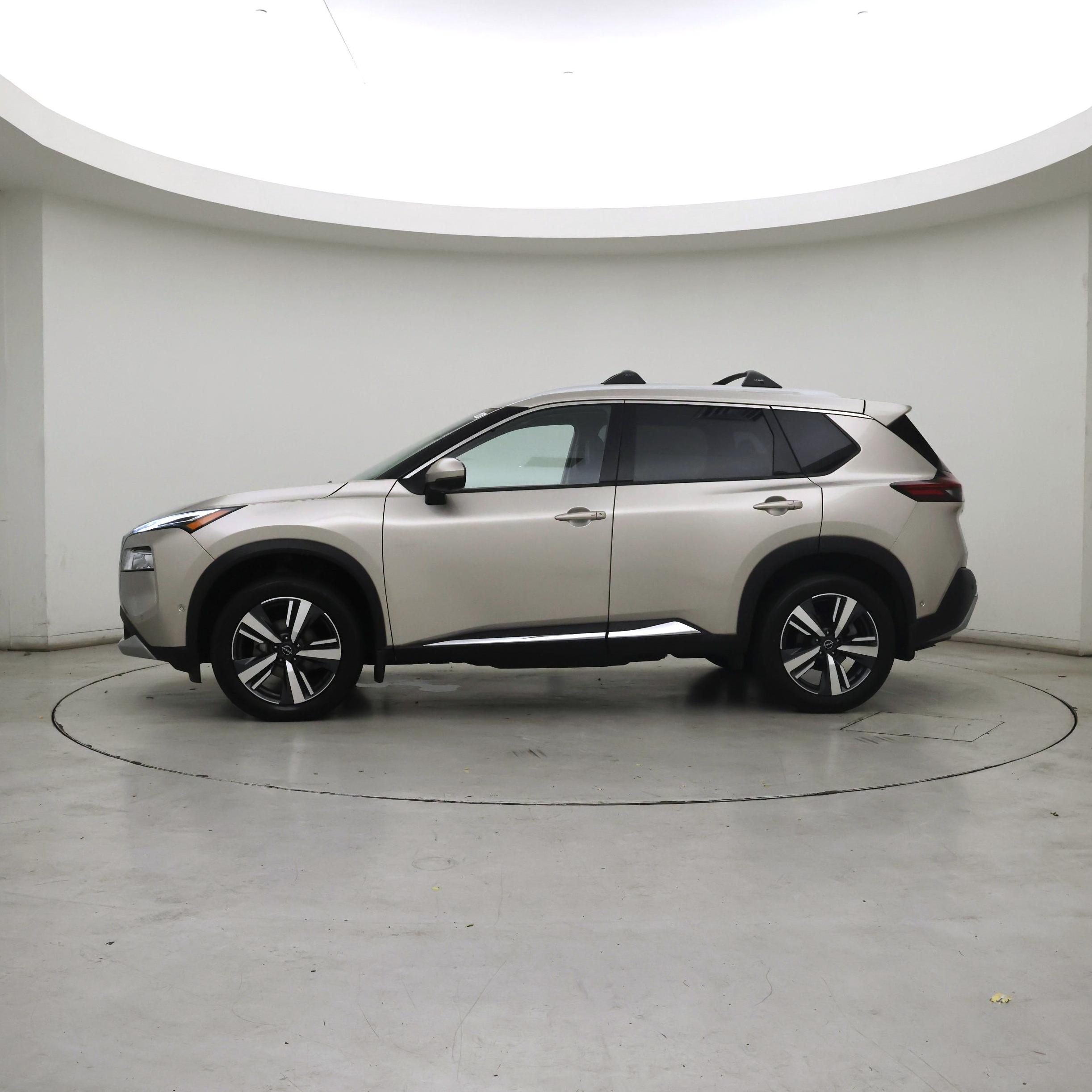 Thumbnail: 2023 Nissan Rogue - 3