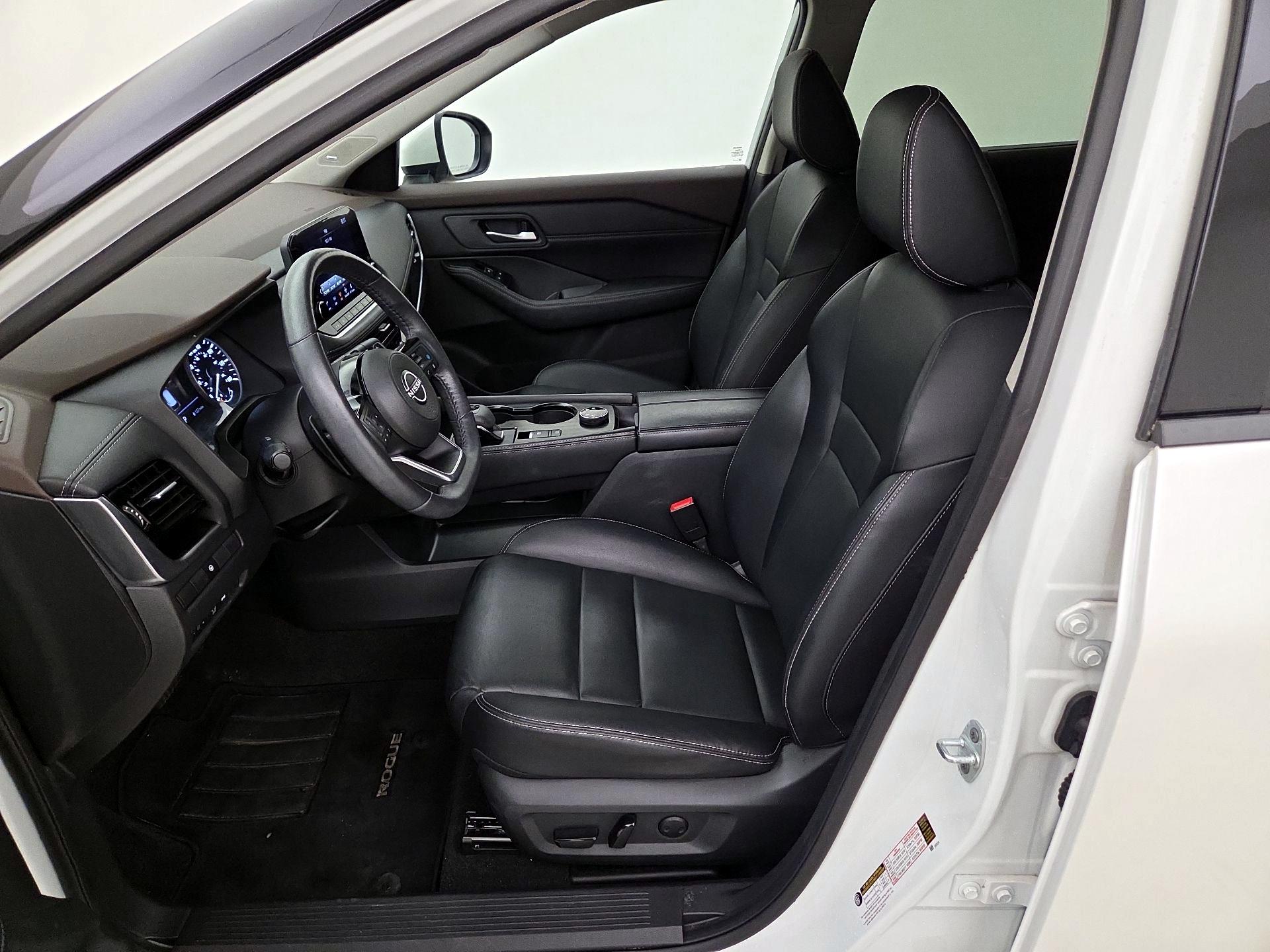 Thumbnail: 2023 Nissan Rogue - 11
