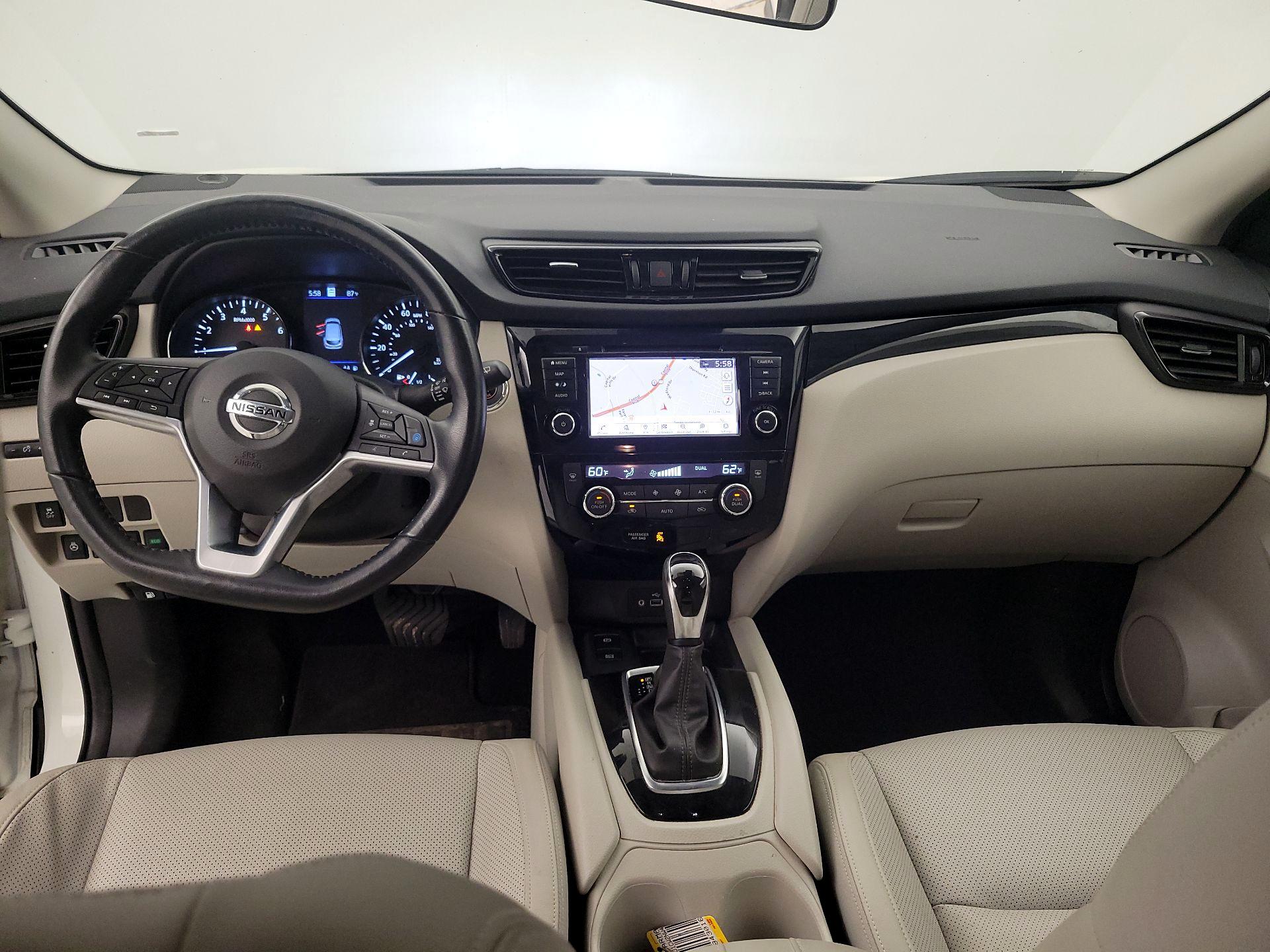 Thumbnail: 2022 Nissan Rogue Sport - 9