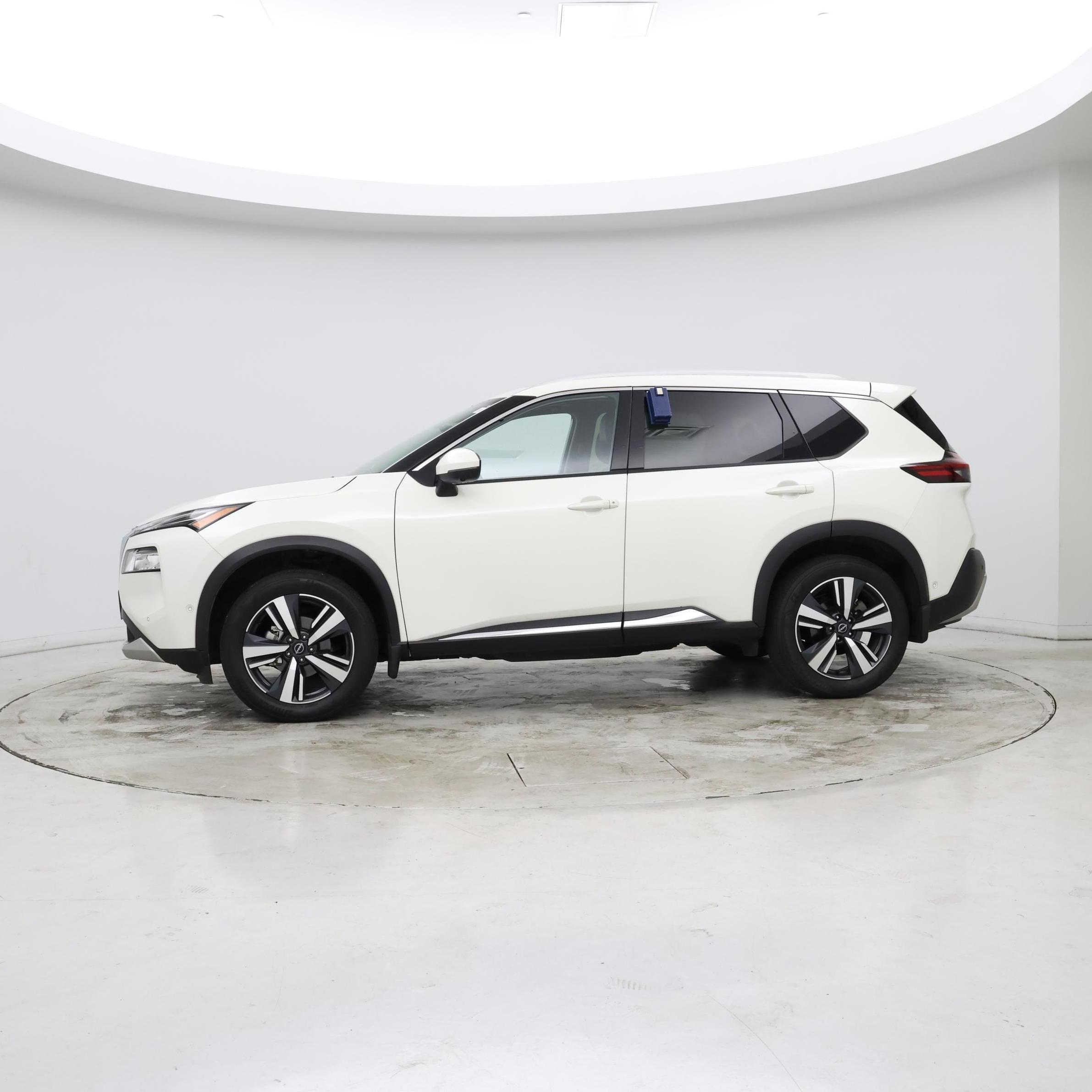 Thumbnail: 2023 Nissan Rogue - 2