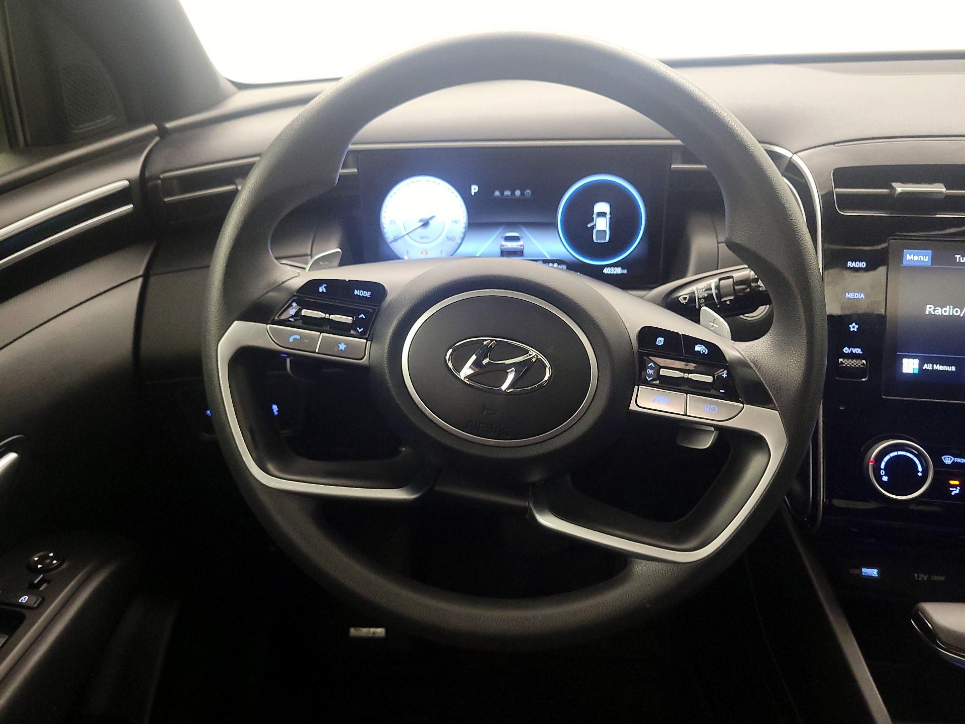 Thumbnail: 2023 Hyundai Santa Cruz - 10
