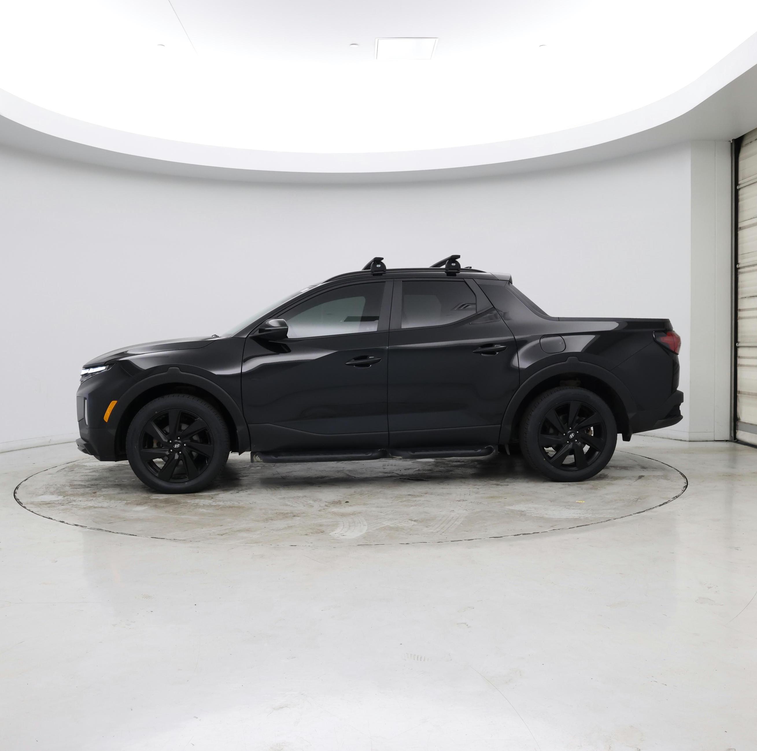 Thumbnail: 2023 Hyundai Santa Cruz - 2