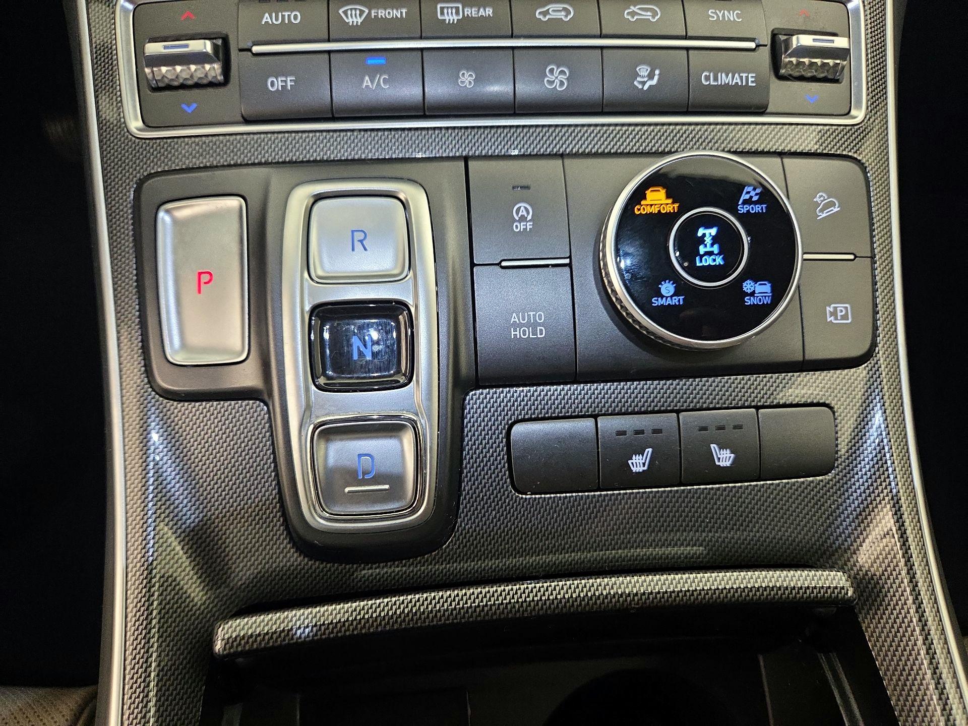 Thumbnail: 2023 Hyundai Santa Fe - 17