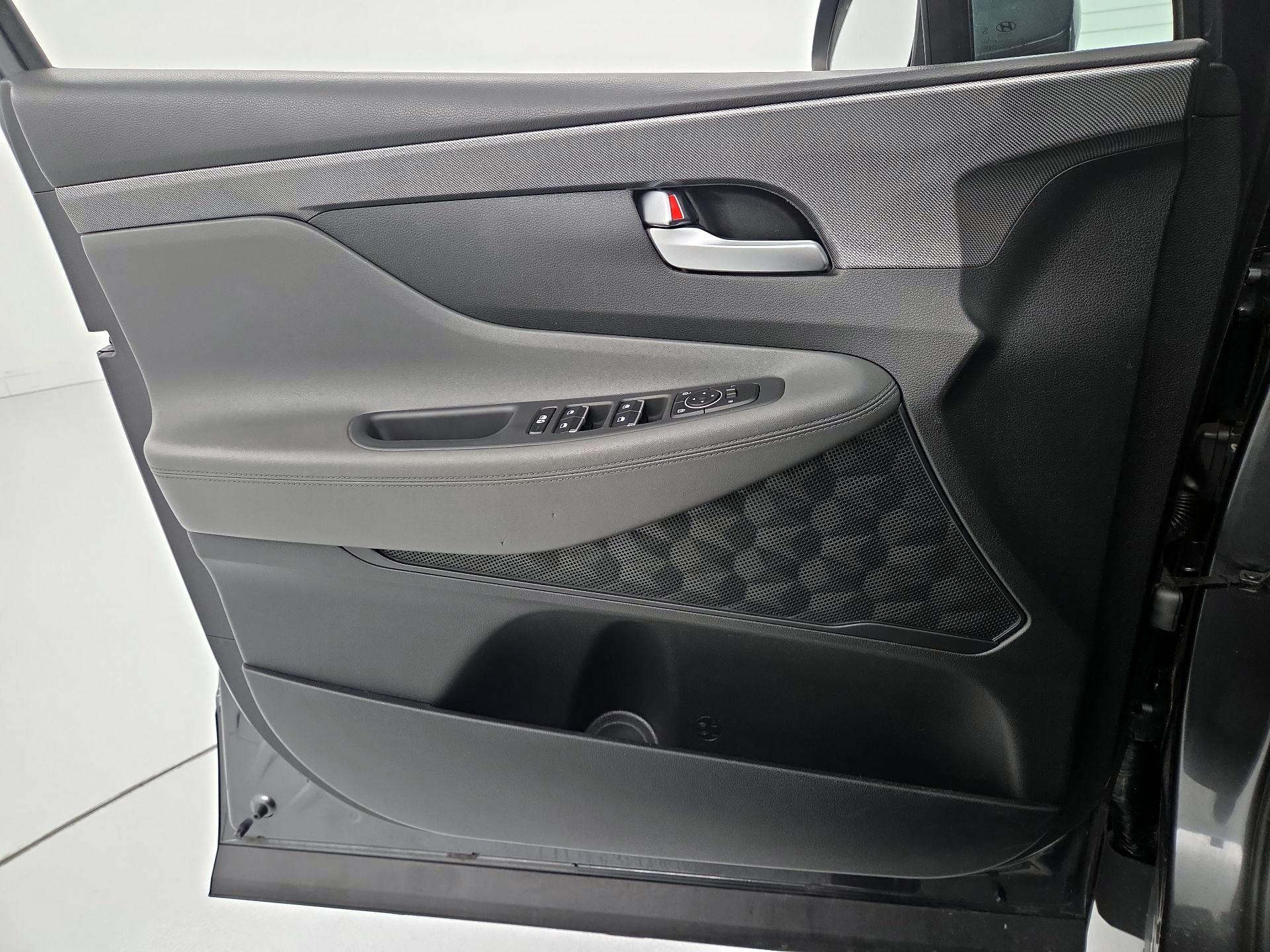 Thumbnail: 2023 Hyundai Santa Fe - 12