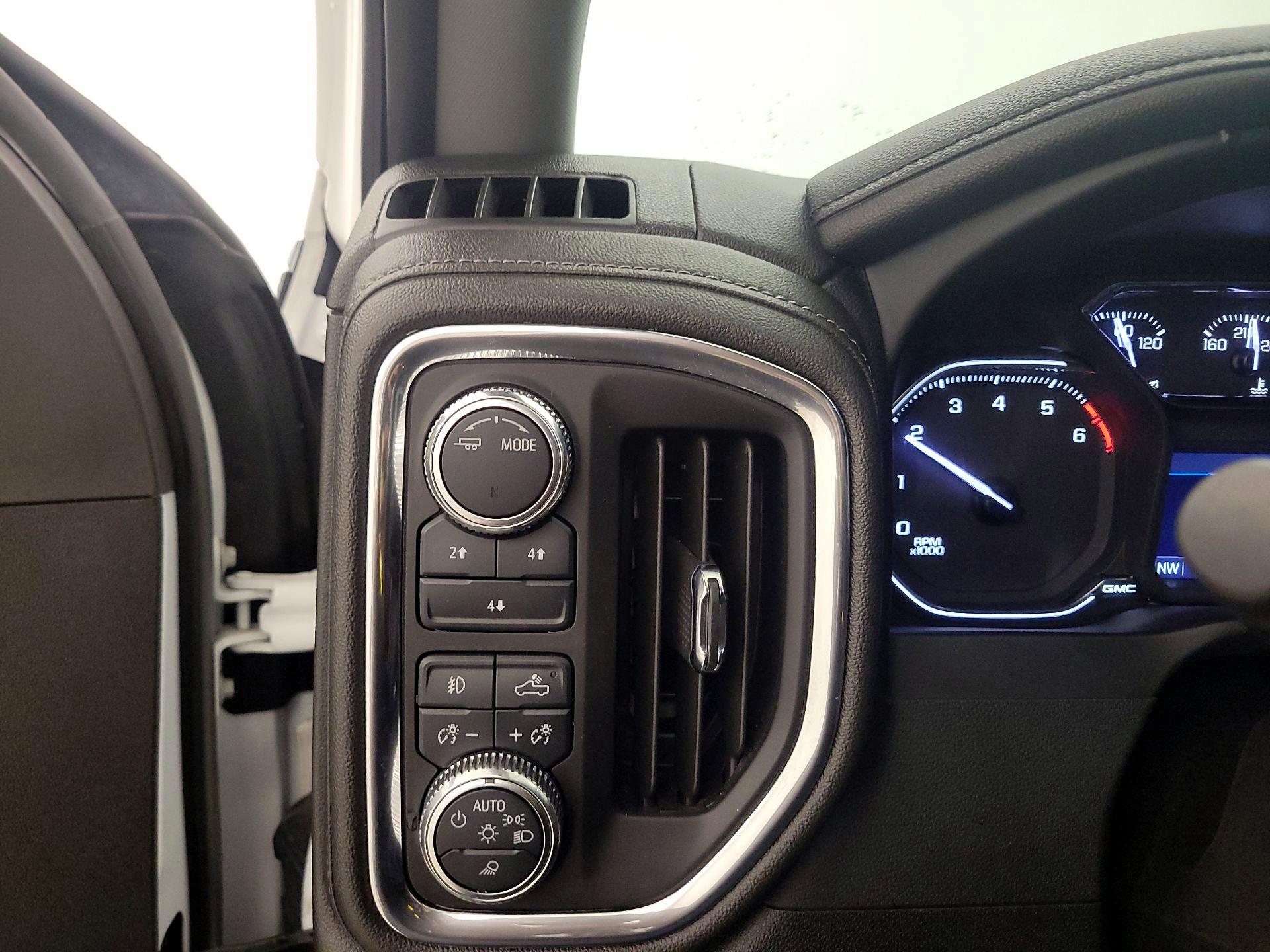 Thumbnail: 2023 GMC Sierra 2500 - 13