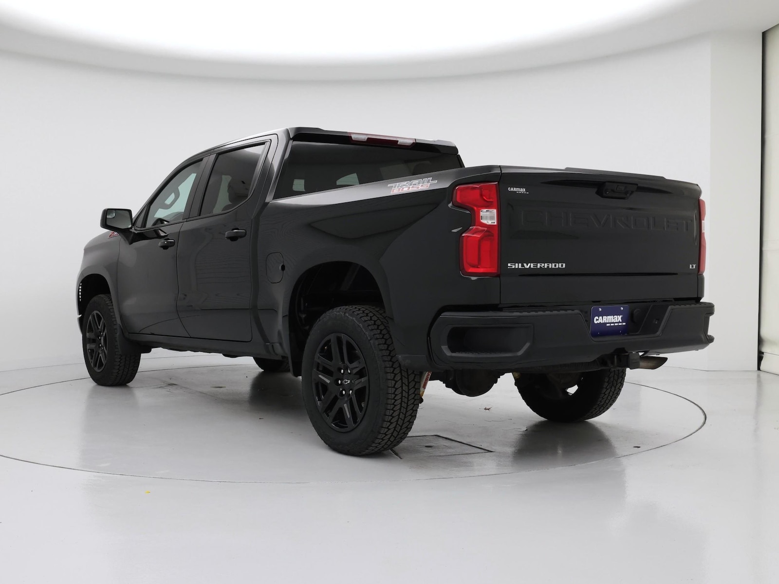 2023 Chevrolet Silverado 1500 LT Trail Boss - Photo 3