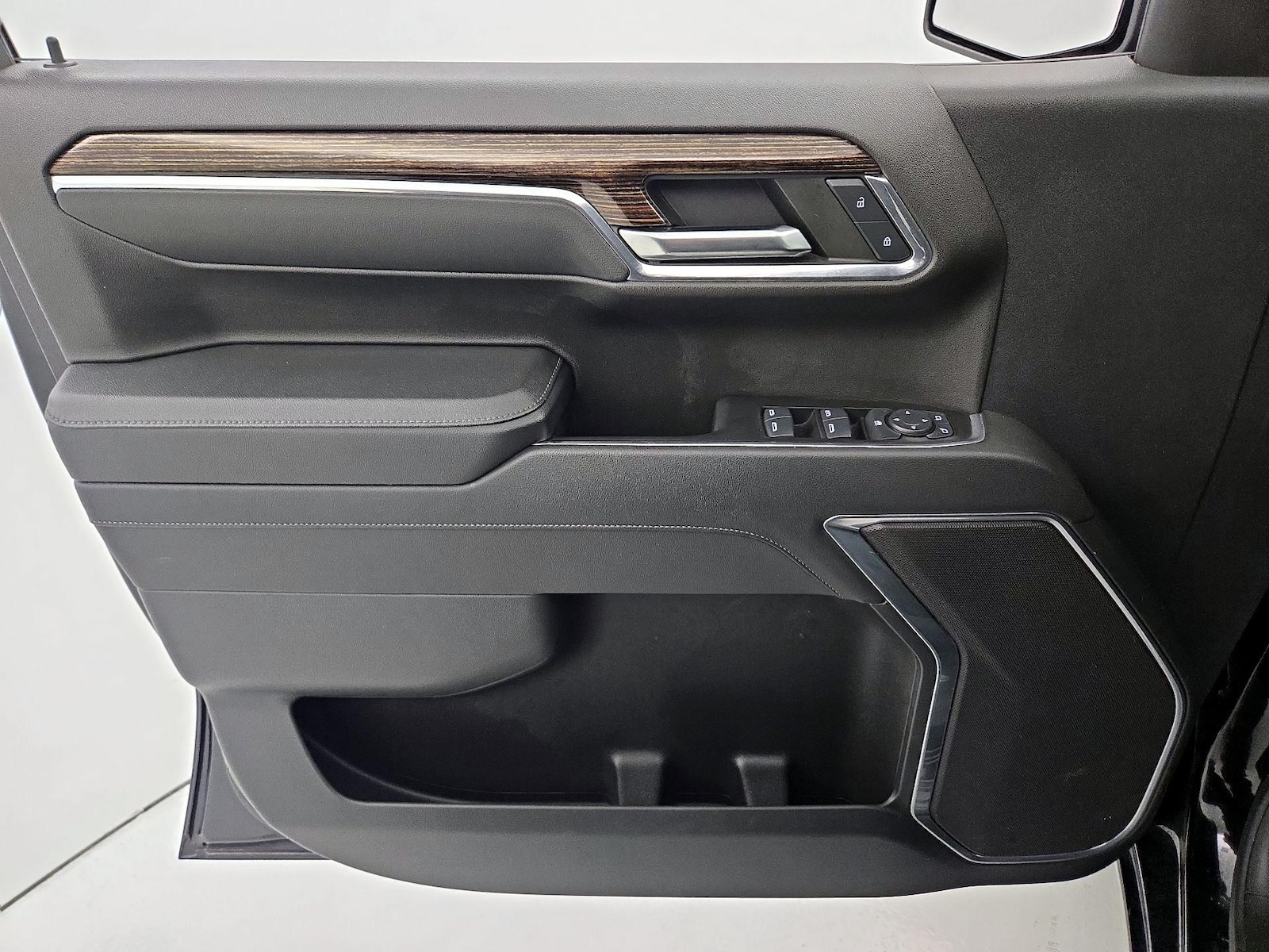 2024 GMC Sierra 1500 Elevation - Photo 13