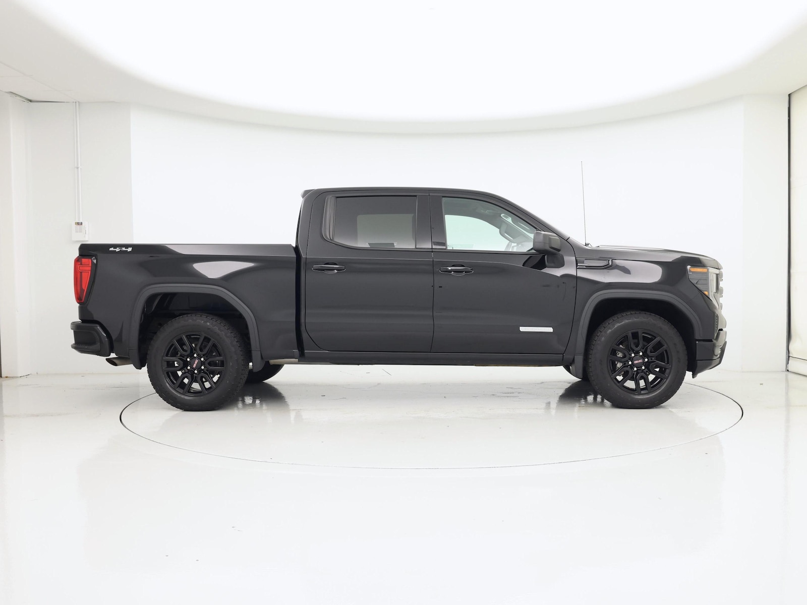 2024 GMC Sierra 1500 Elevation - Photo 8