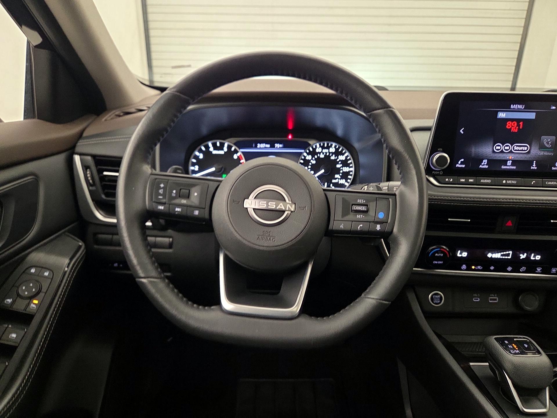 Thumbnail: 2023 Nissan Rogue - 10