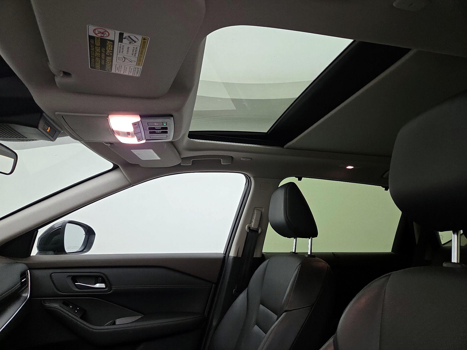Thumbnail: 2023 Nissan Rogue - 19