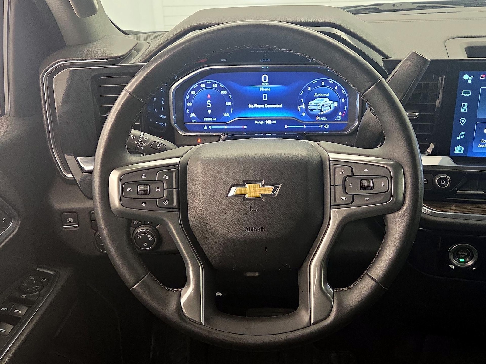 2023 Chevrolet Silverado 1500 LT - Photo 11