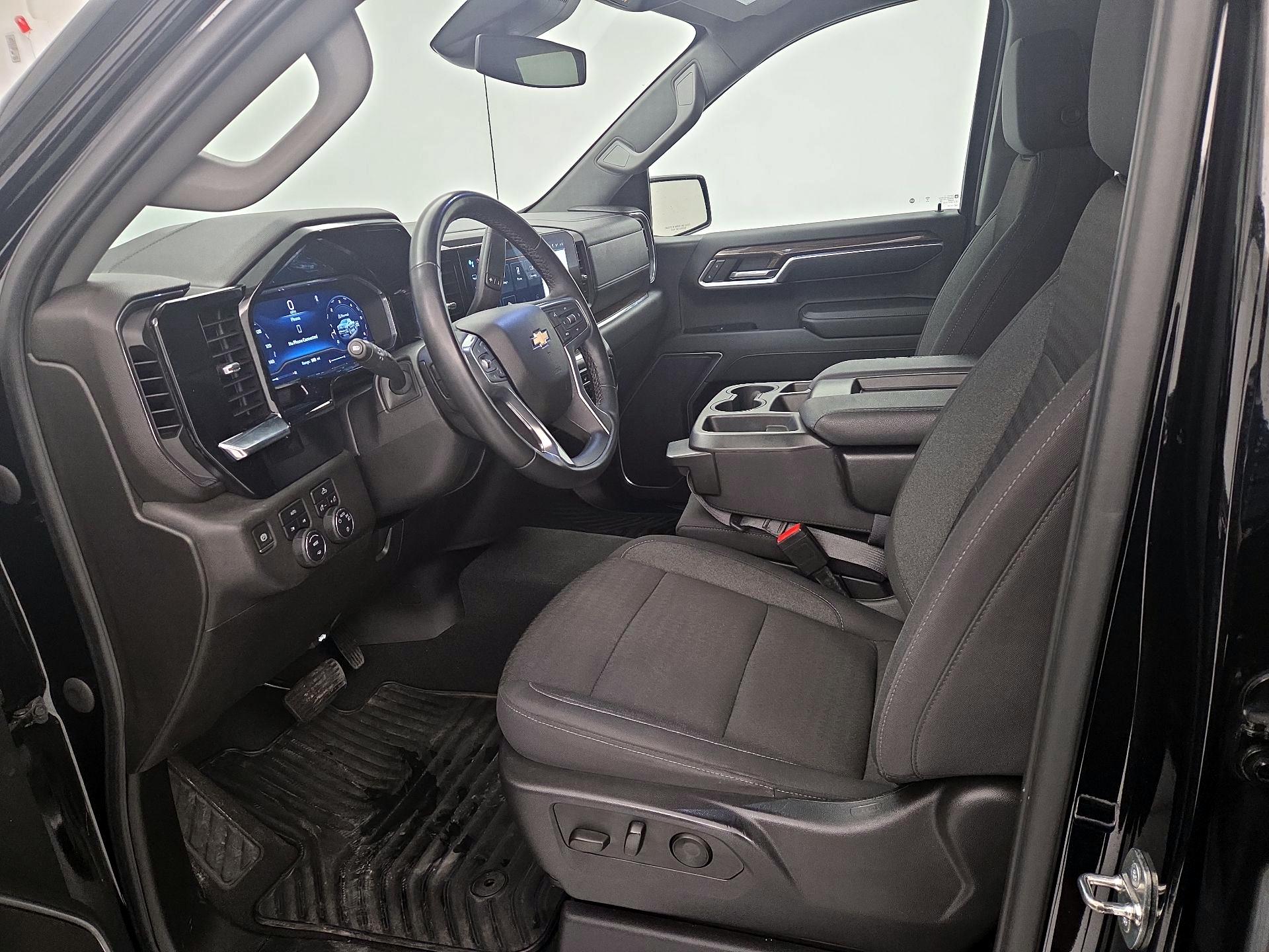 Thumbnail: 2023 Chevrolet Silverado 1500 - 11