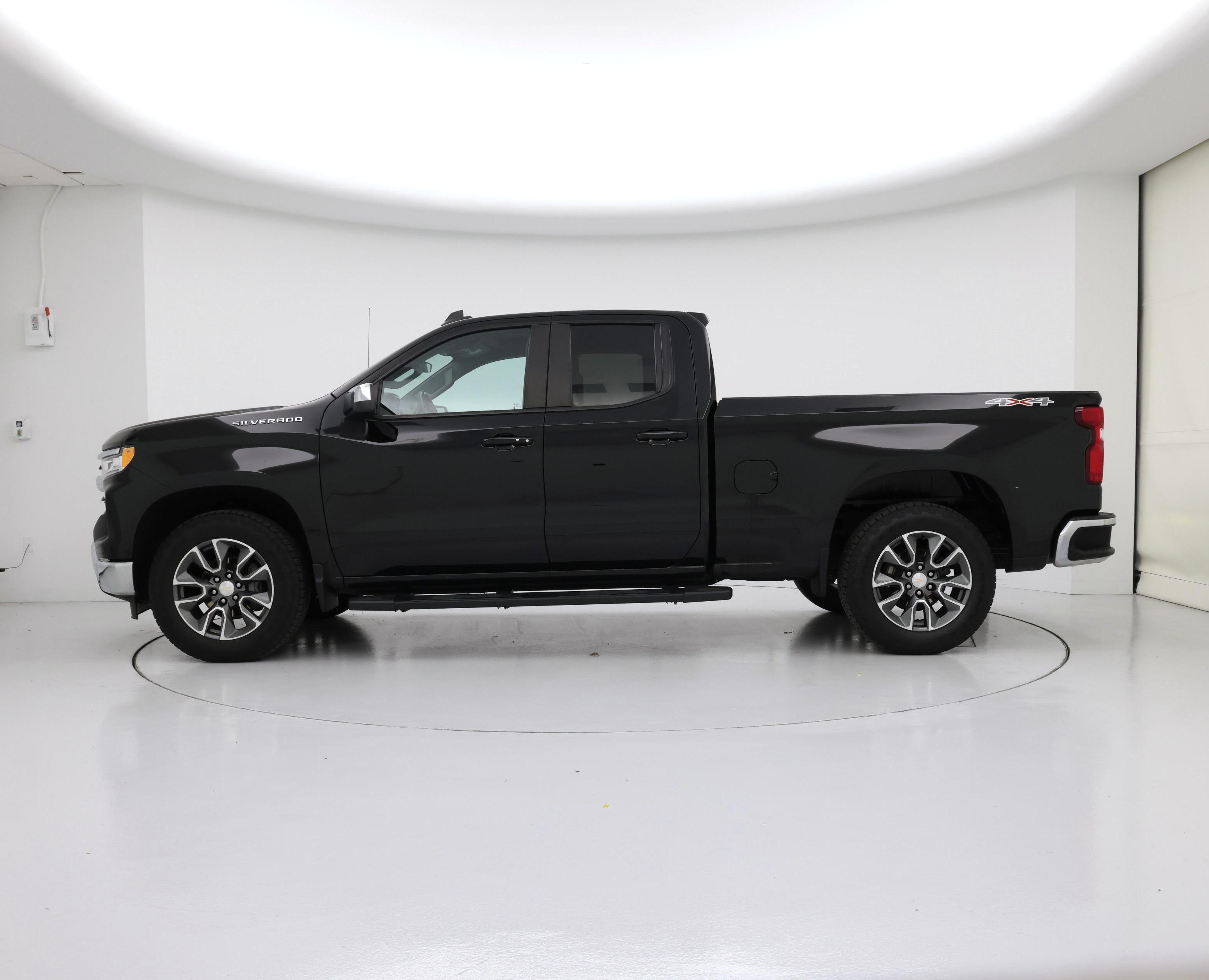 Thumbnail: 2023 Chevrolet Silverado 1500 - 3
