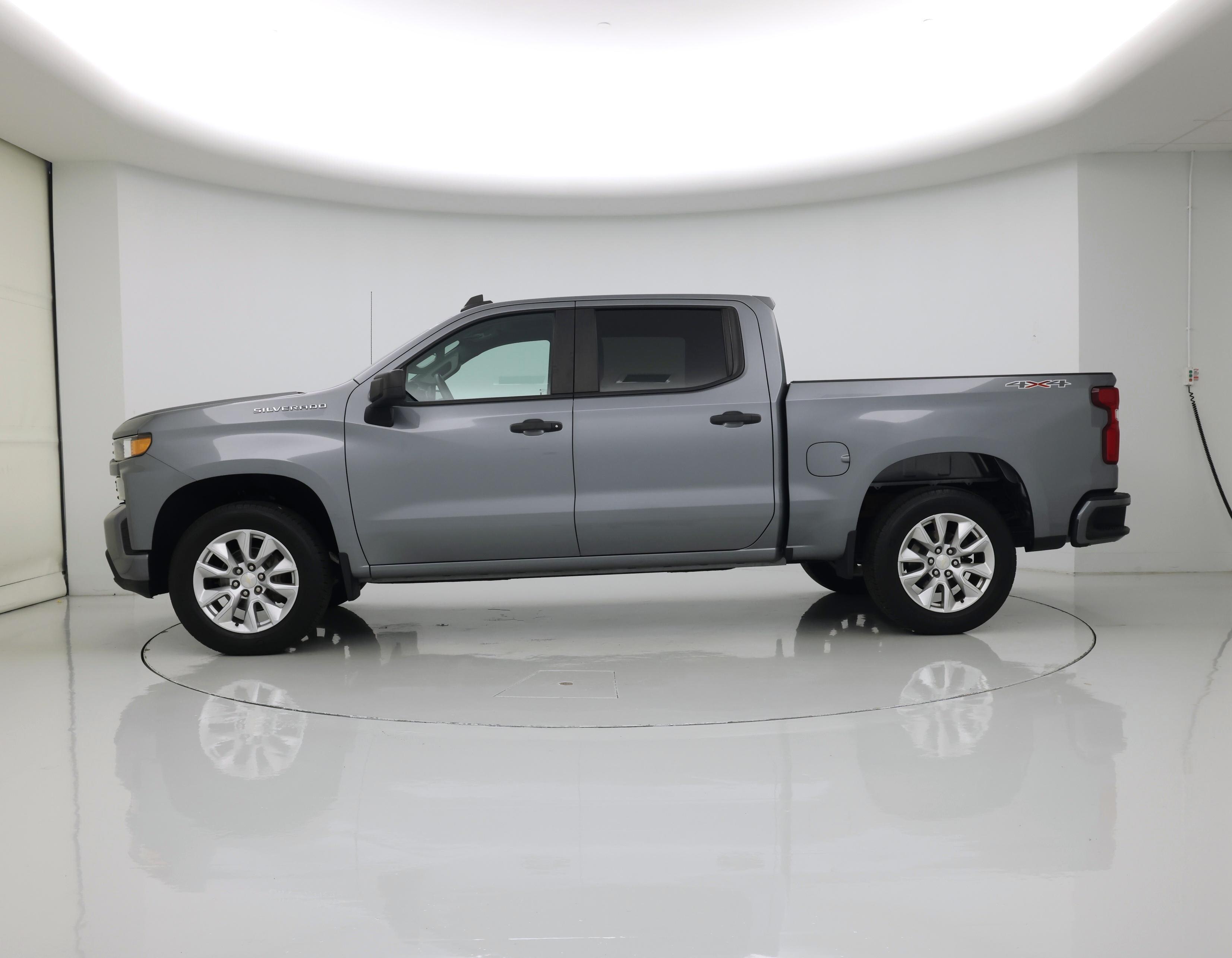 Thumbnail: 2022 Chevrolet Silverado 1500 - 3