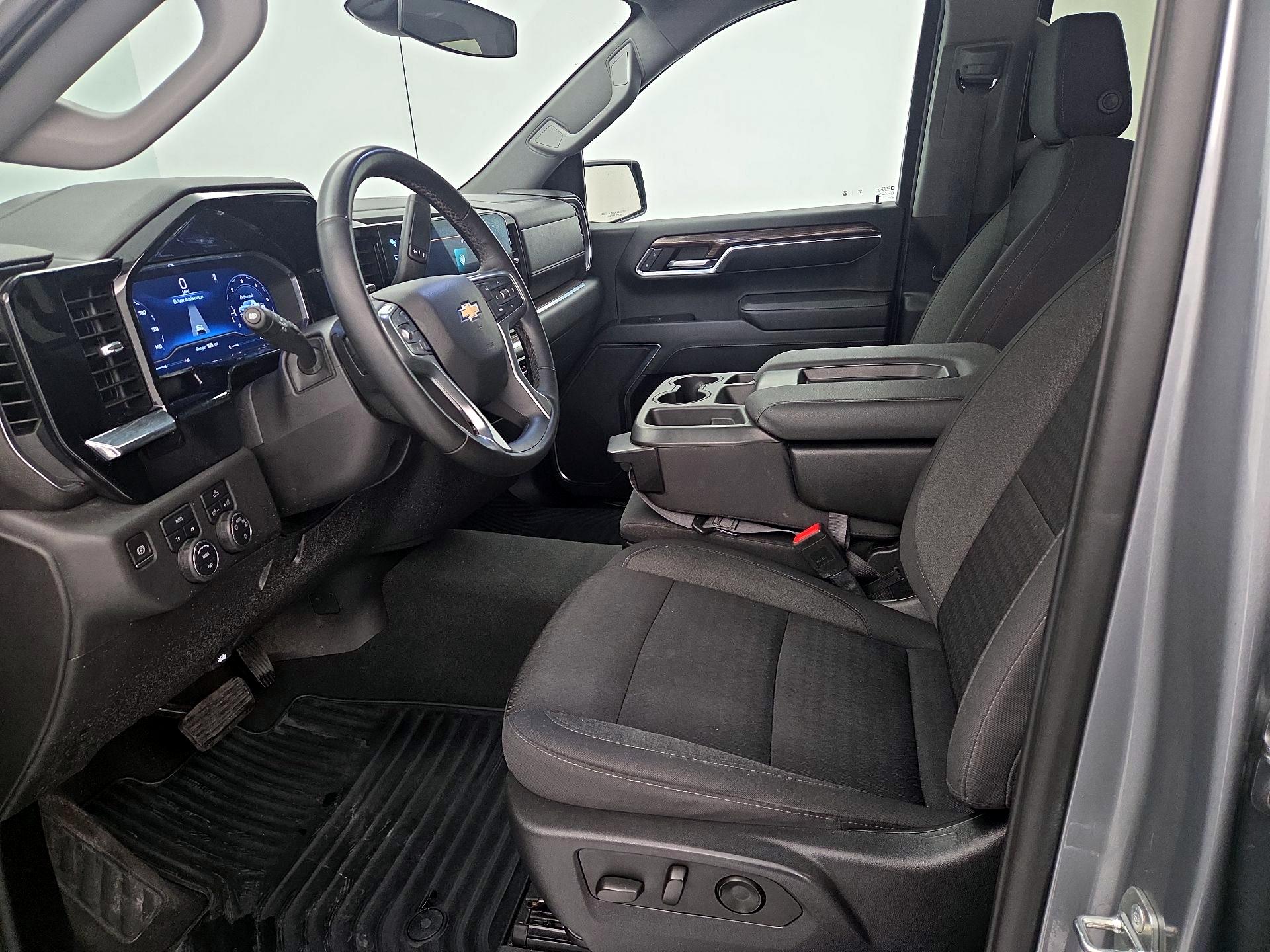 Thumbnail: 2023 Chevrolet Silverado 1500 - 11