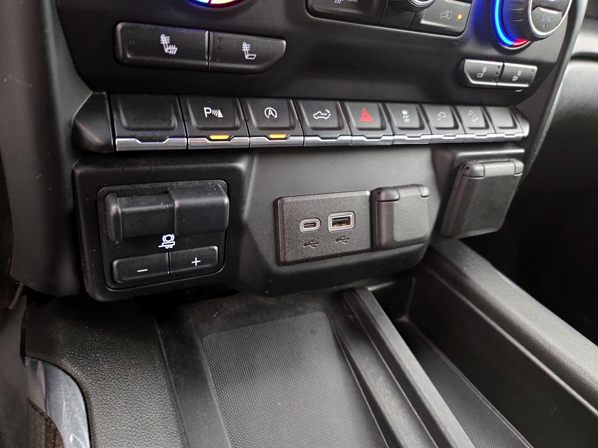 Thumbnail: 2021 Chevrolet Silverado 1500 - 18