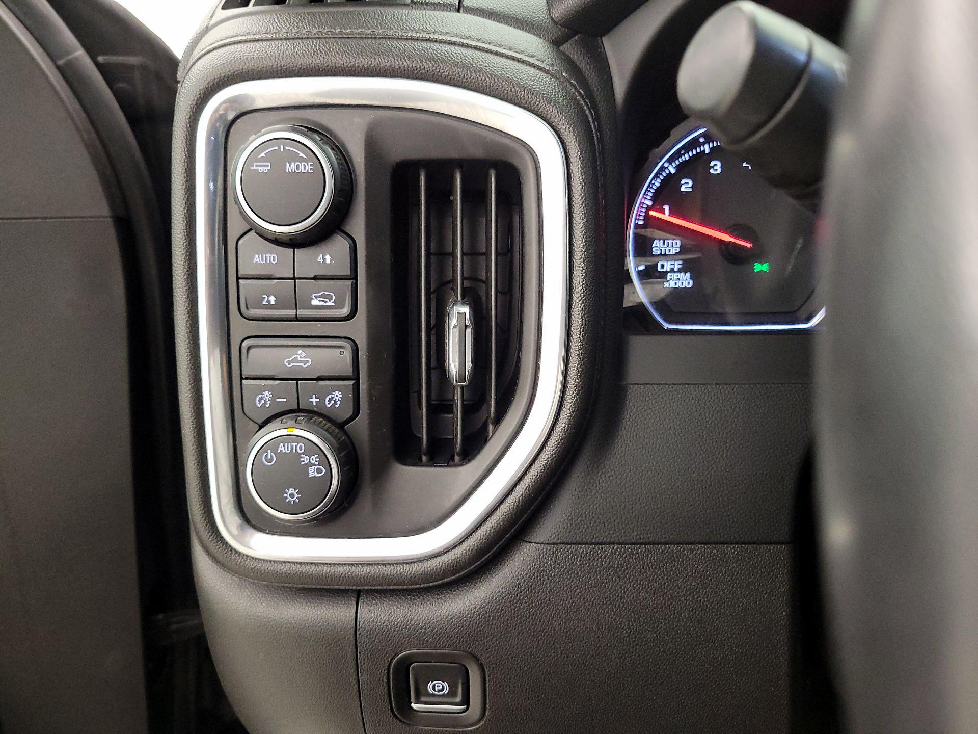 Thumbnail: 2022 Chevrolet Silverado 1500 - 13