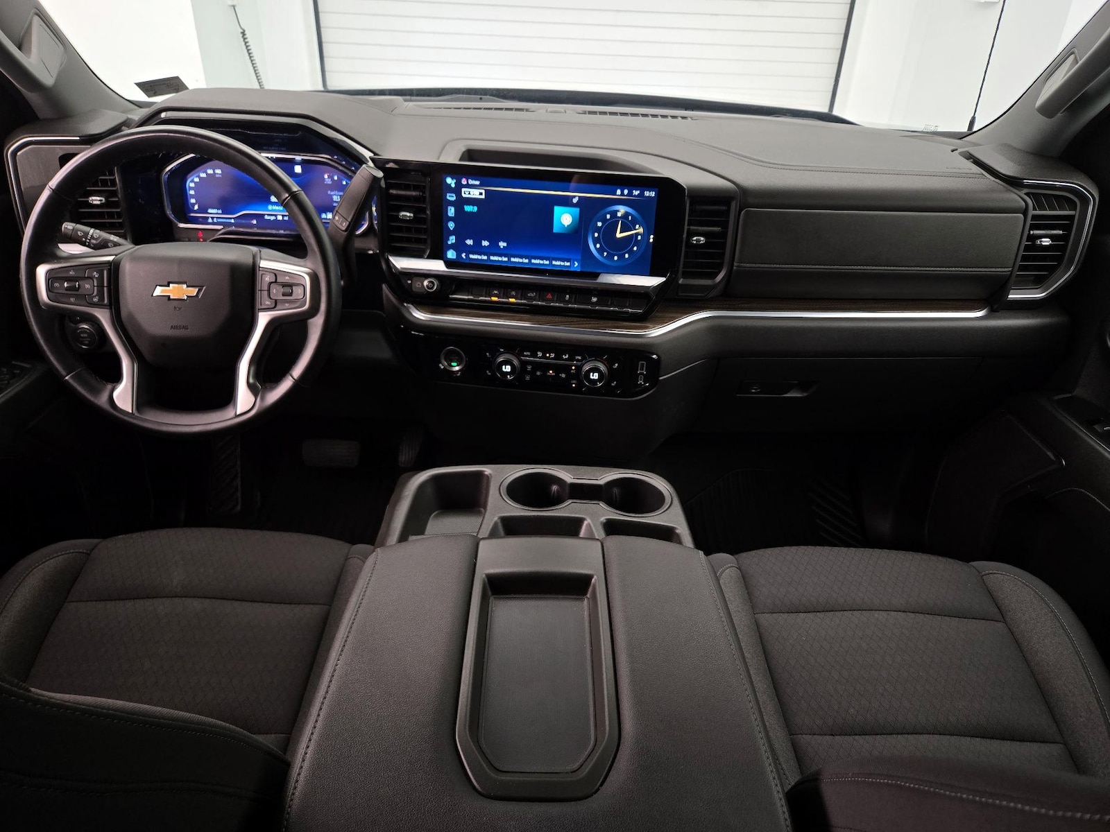 2023 Chevrolet Silverado 1500 LT - Photo 10