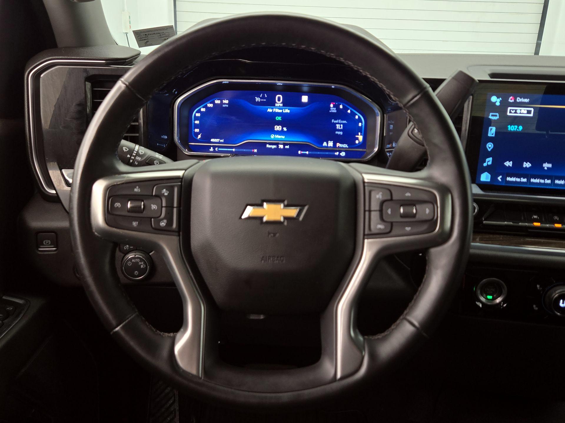 Thumbnail: 2023 Chevrolet Silverado 1500 - 10