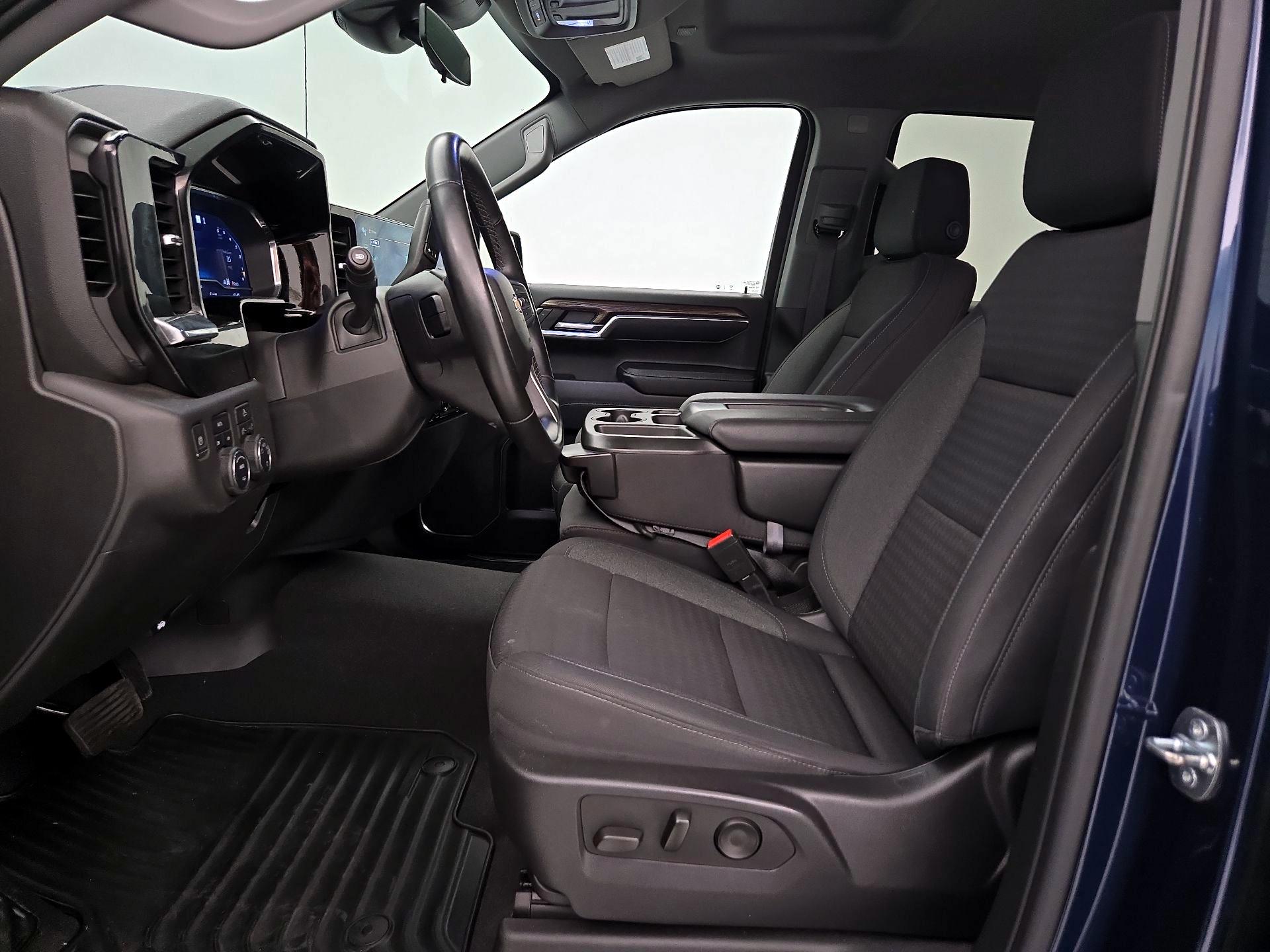 Thumbnail: 2023 Chevrolet Silverado 1500 - 11