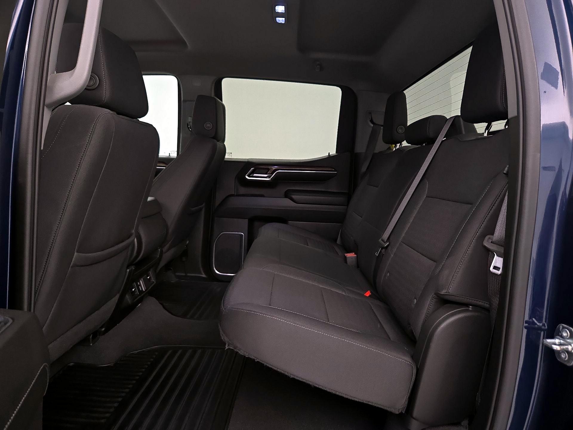 Thumbnail: 2023 Chevrolet Silverado 1500 - 19