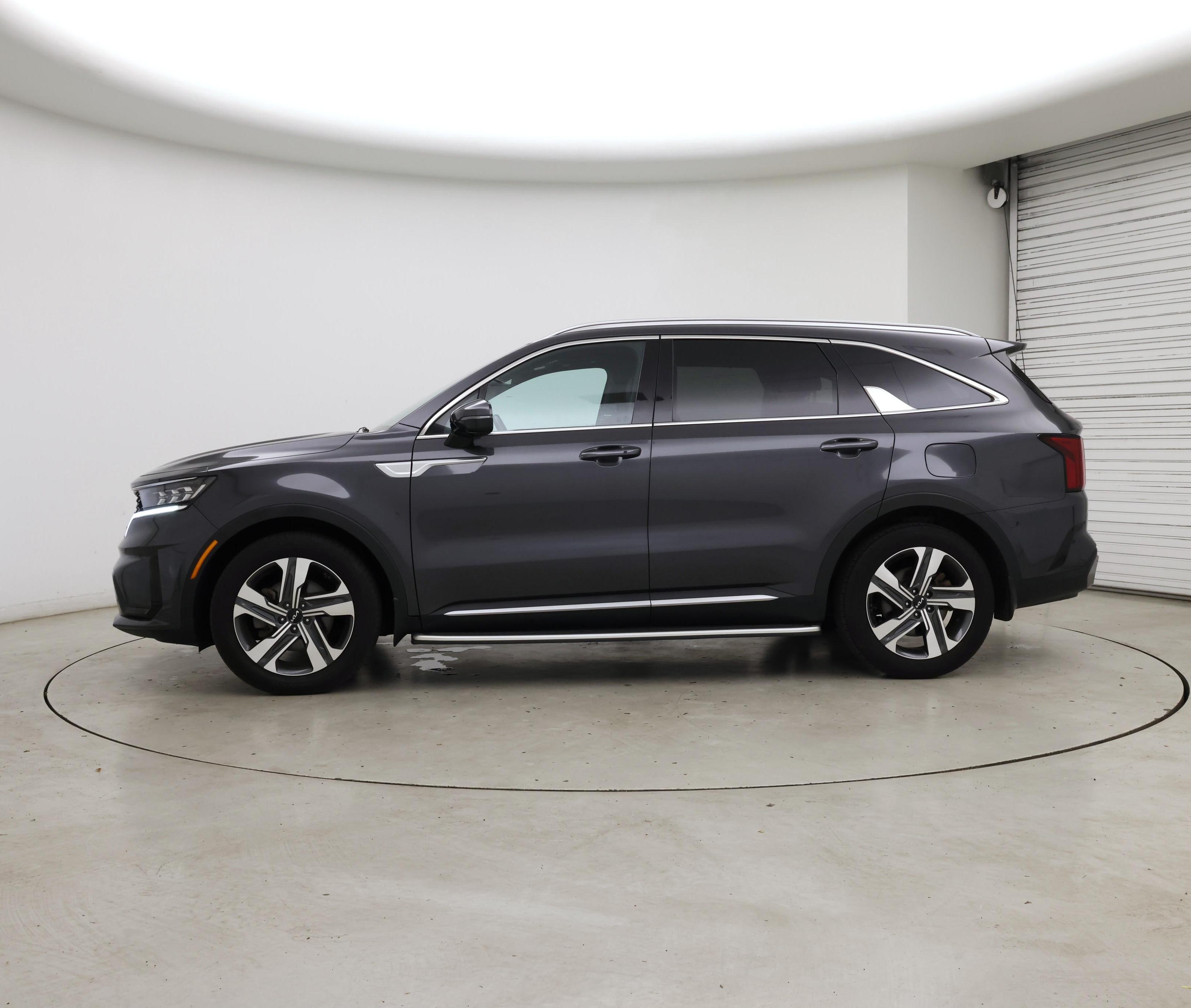 Thumbnail: 2023 Kia Sorento - 3