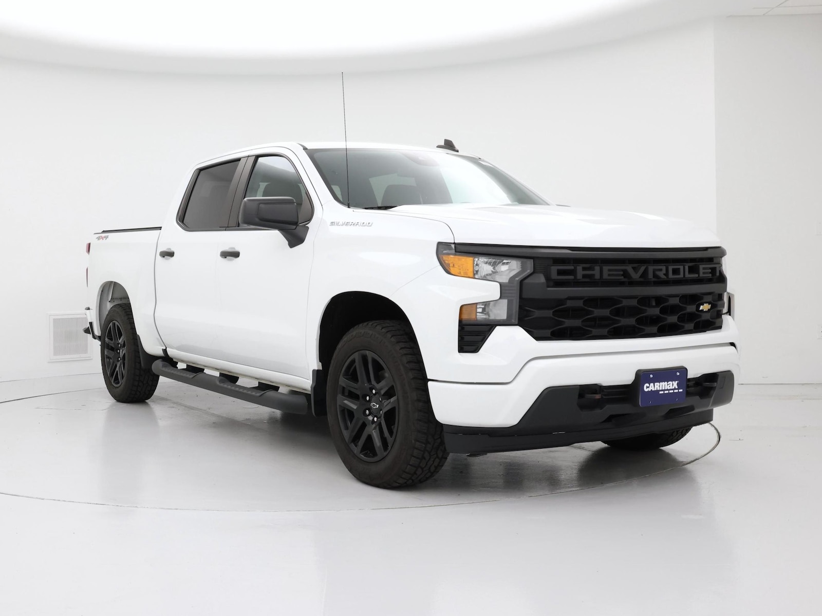 2022 Chevrolet Silverado 1500 Custom - Photo 2