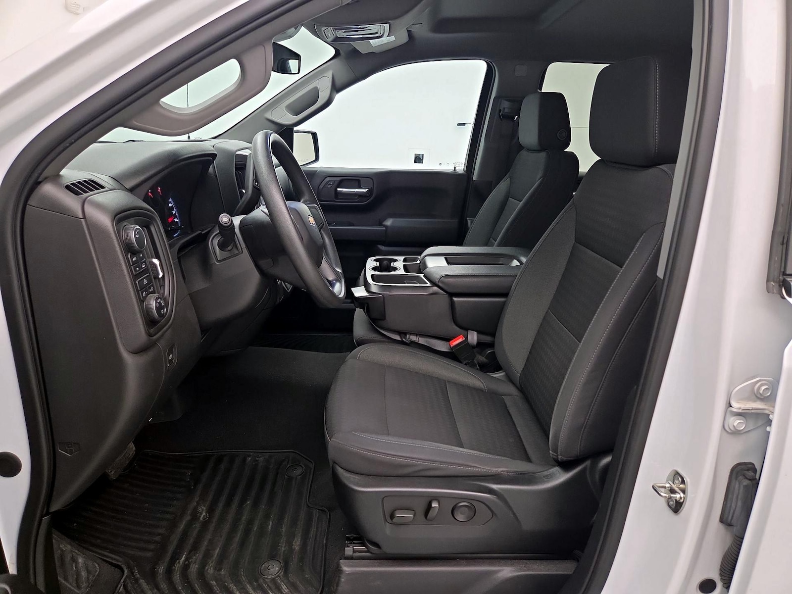 2022 Chevrolet Silverado 1500 Custom - Photo 12