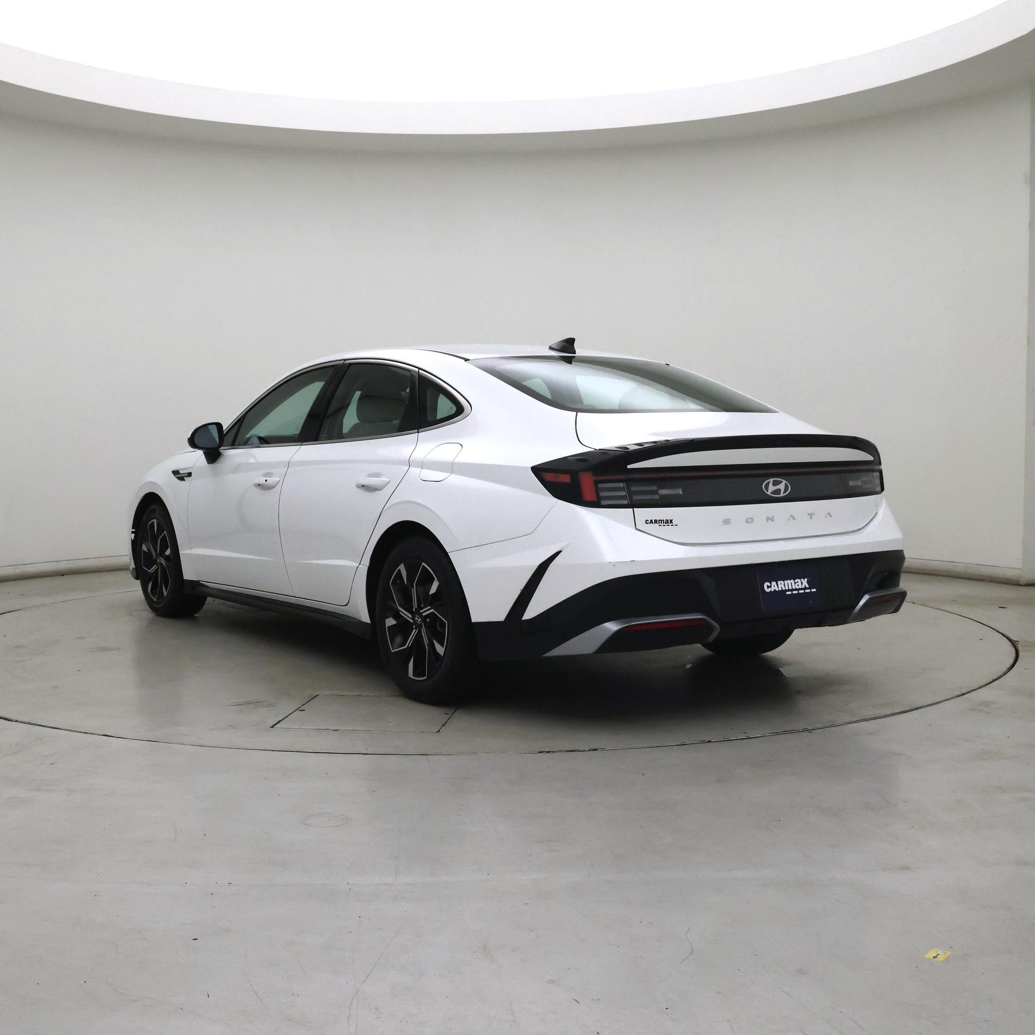 Thumbnail: 2025 Hyundai Sonata - 2