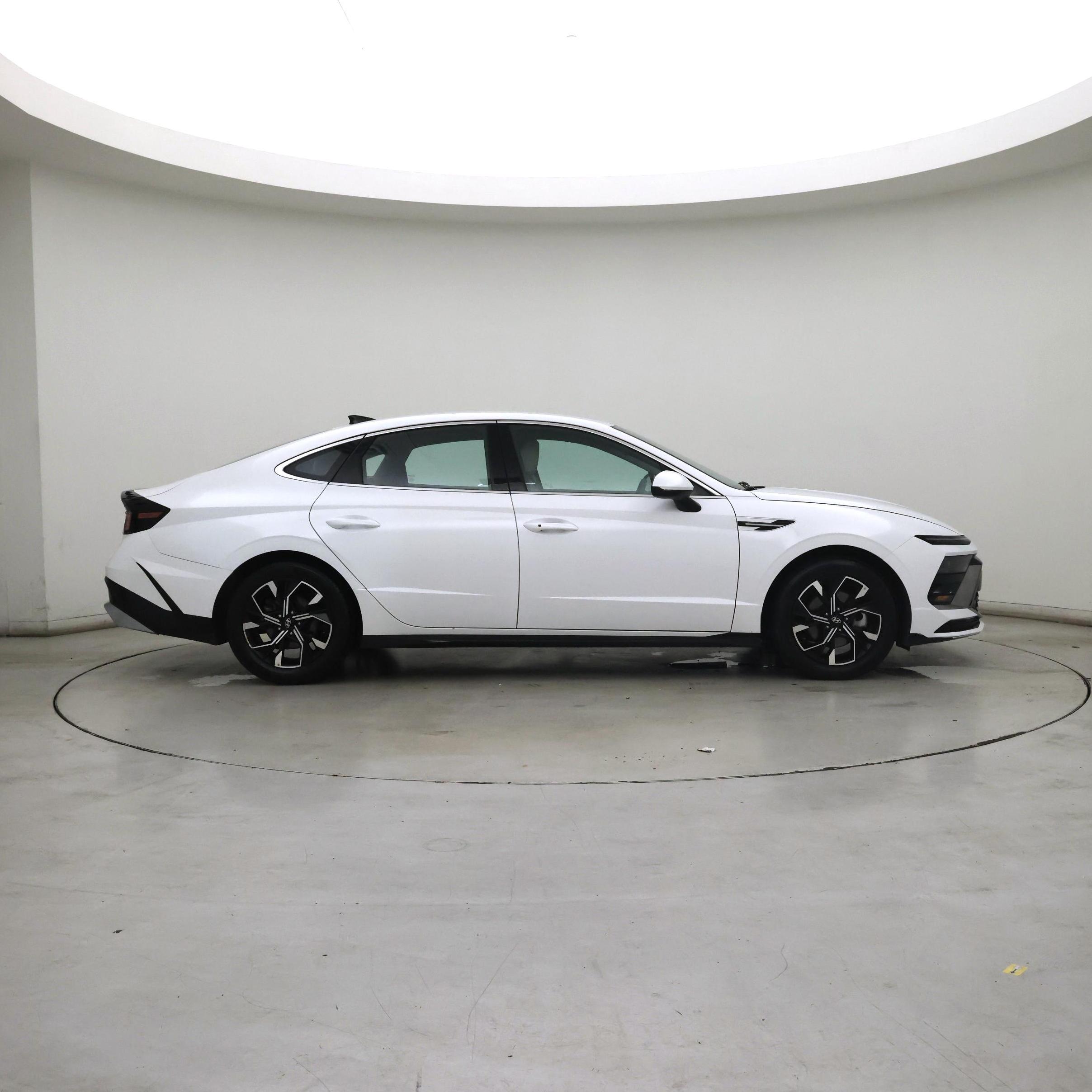Thumbnail: 2025 Hyundai Sonata - 7