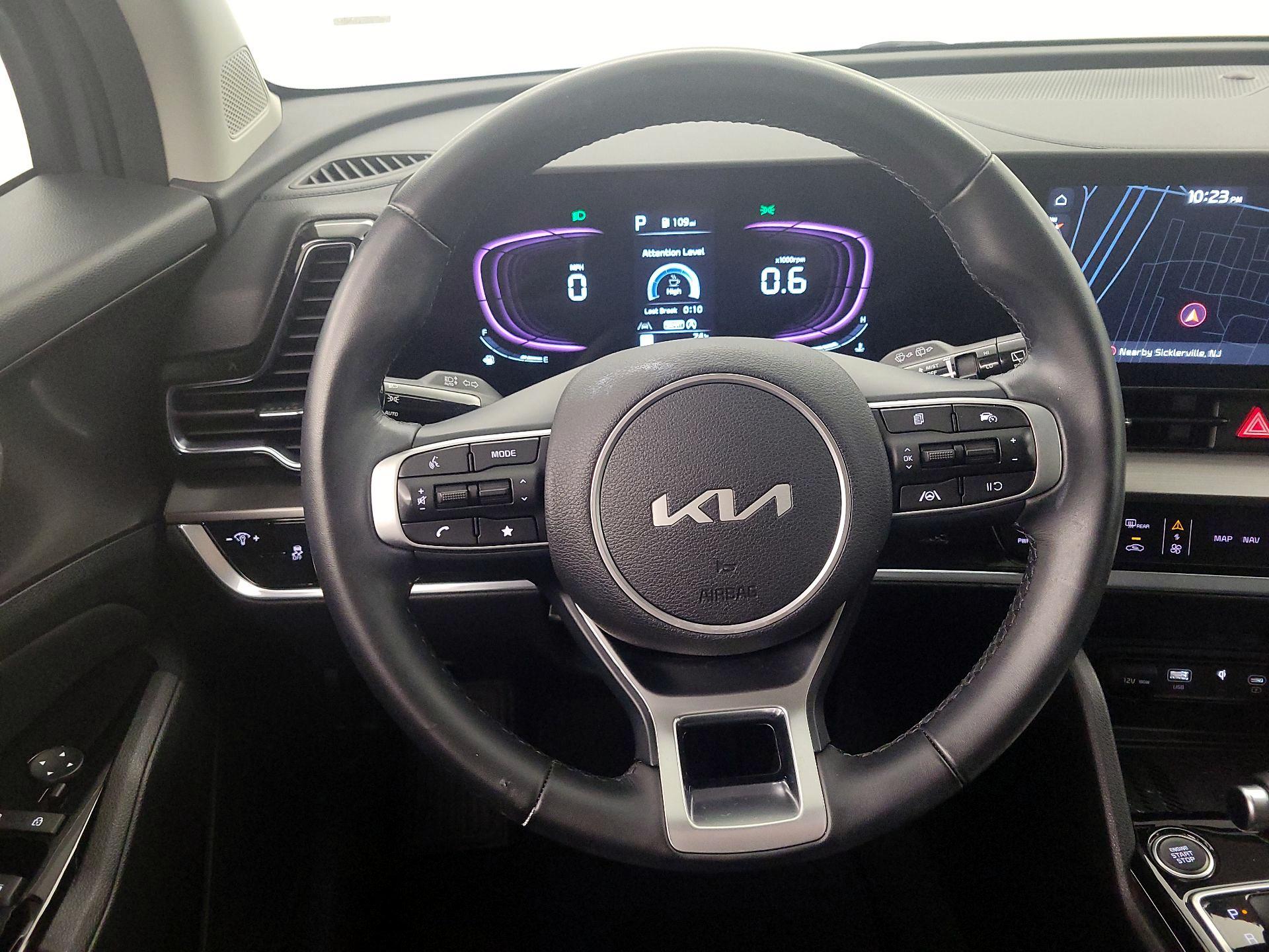 Thumbnail: 2023 Kia Sportage - 10