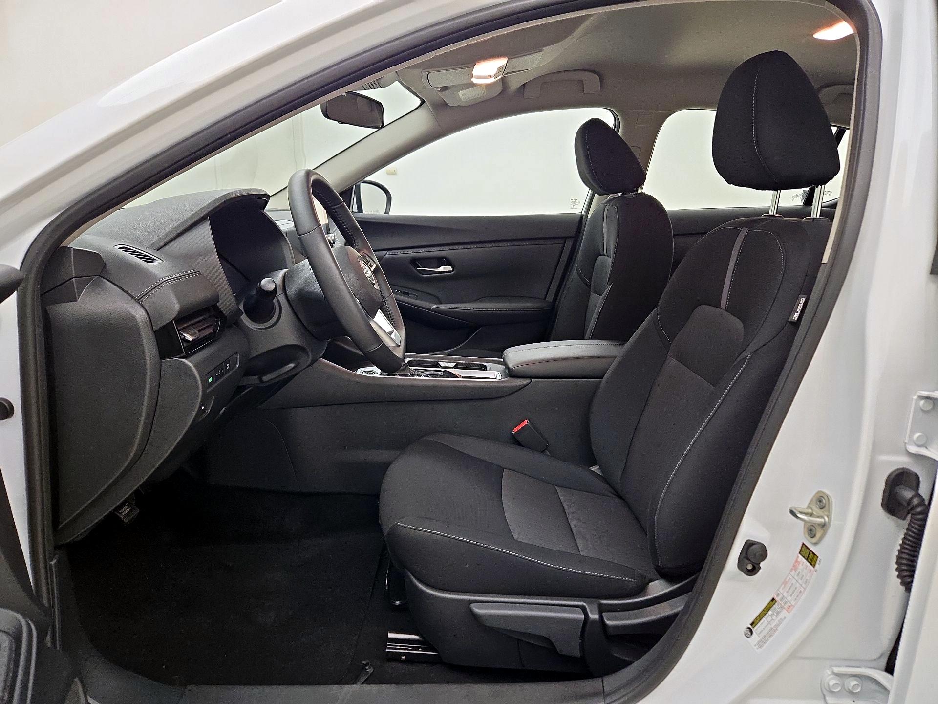 Thumbnail: 2025 Nissan Sentra - 11