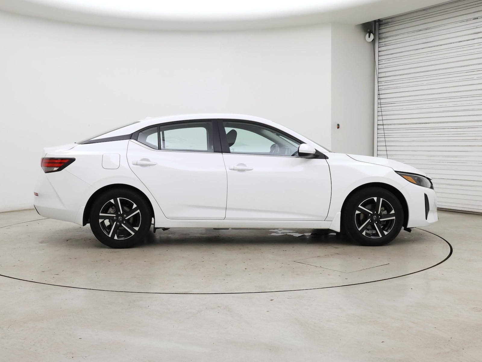 2025 Nissan Sentra SV - Photo 8