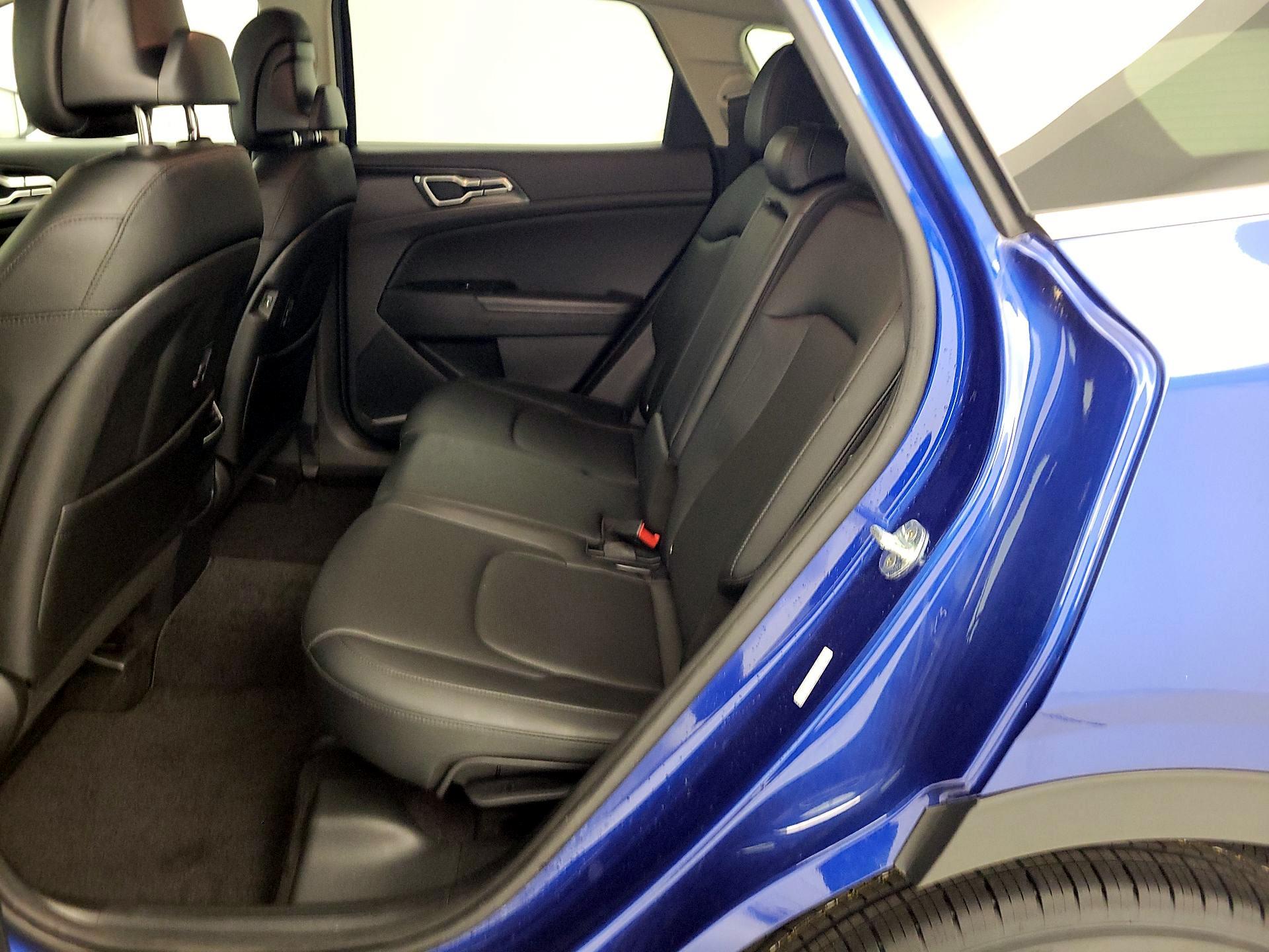 Thumbnail: 2023 Kia Sportage - 20