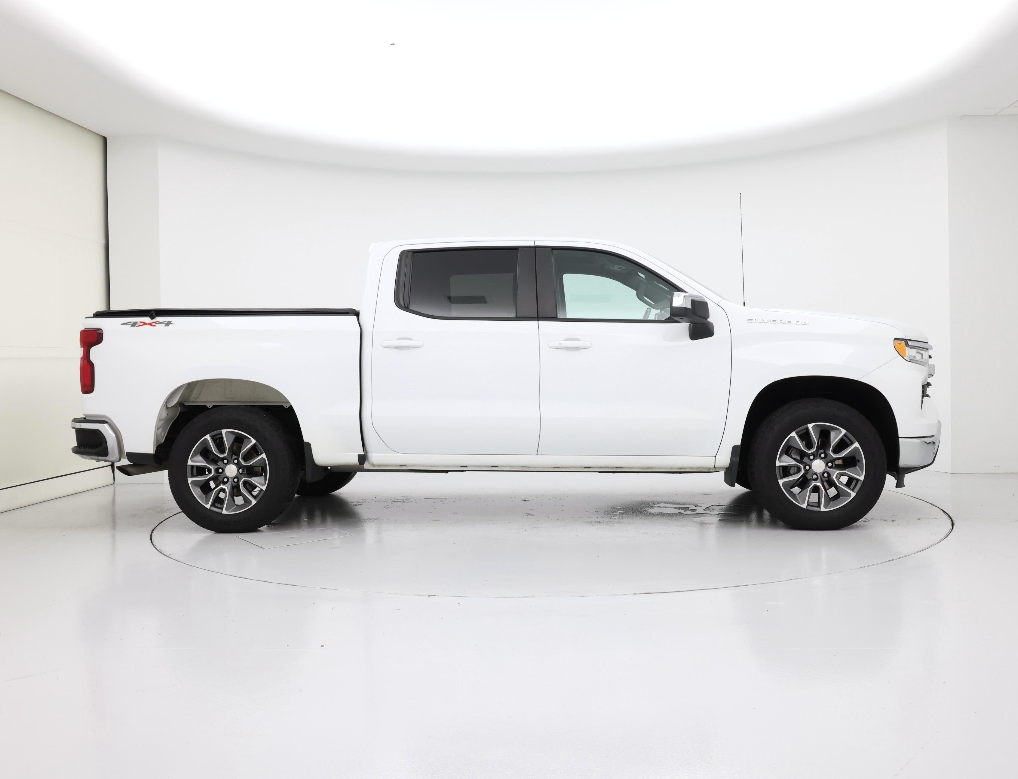 Thumbnail: 2022 Chevrolet Silverado 1500 - 7