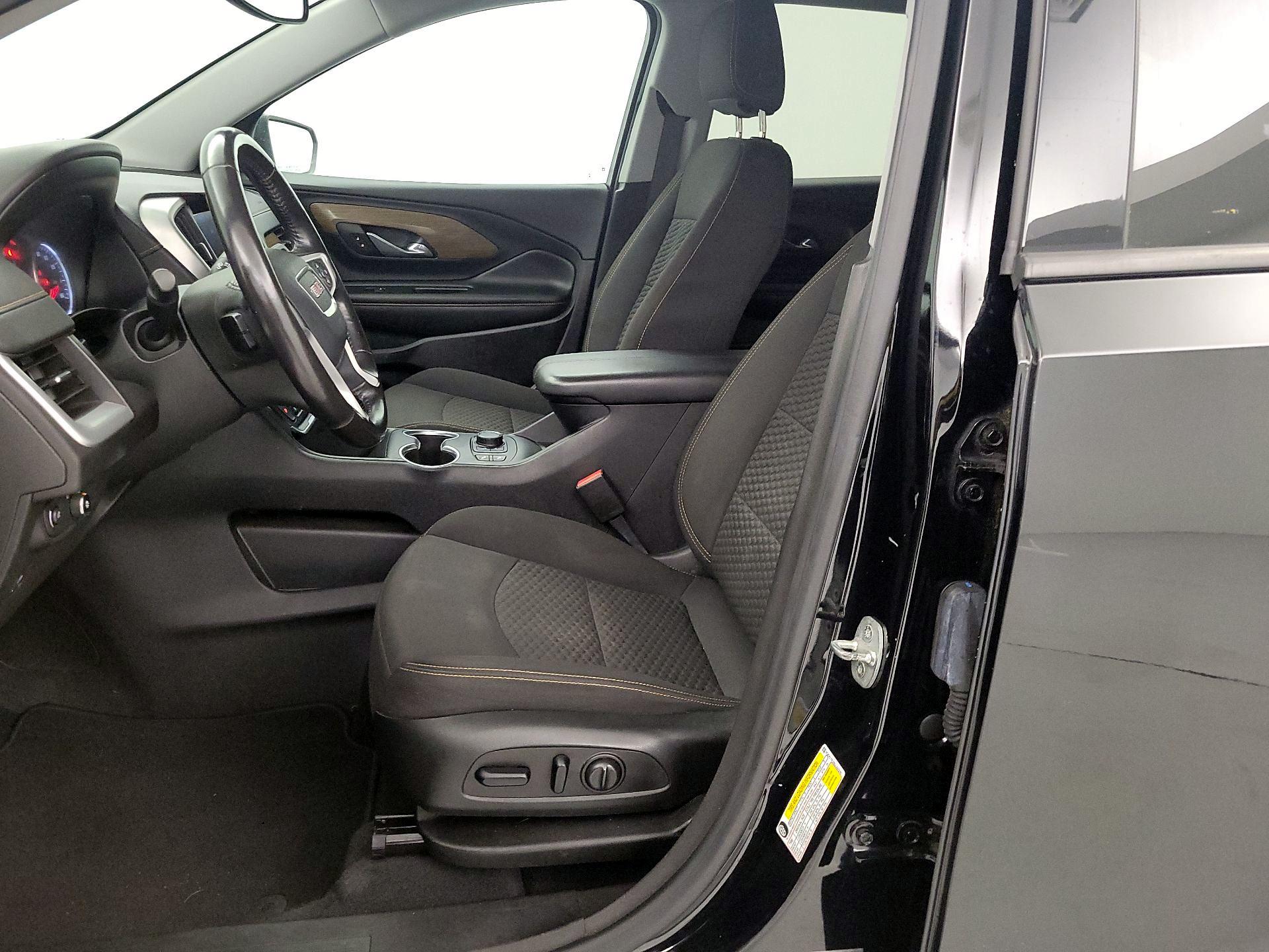 Thumbnail: 2020 GMC Terrain - 11