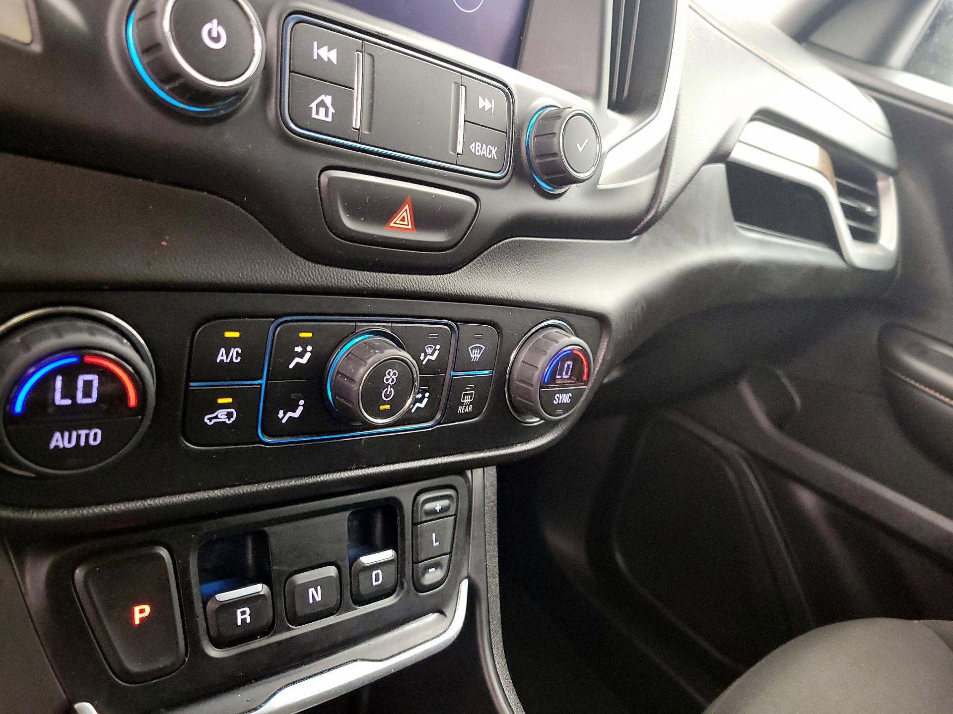 Thumbnail: 2020 GMC Terrain - 16