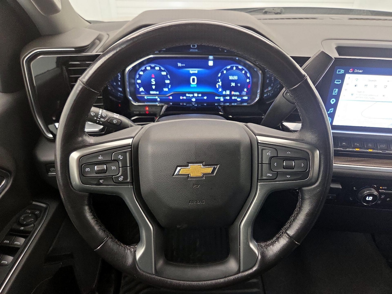 2022 Chevrolet Silverado 1500 LT - Photo 11