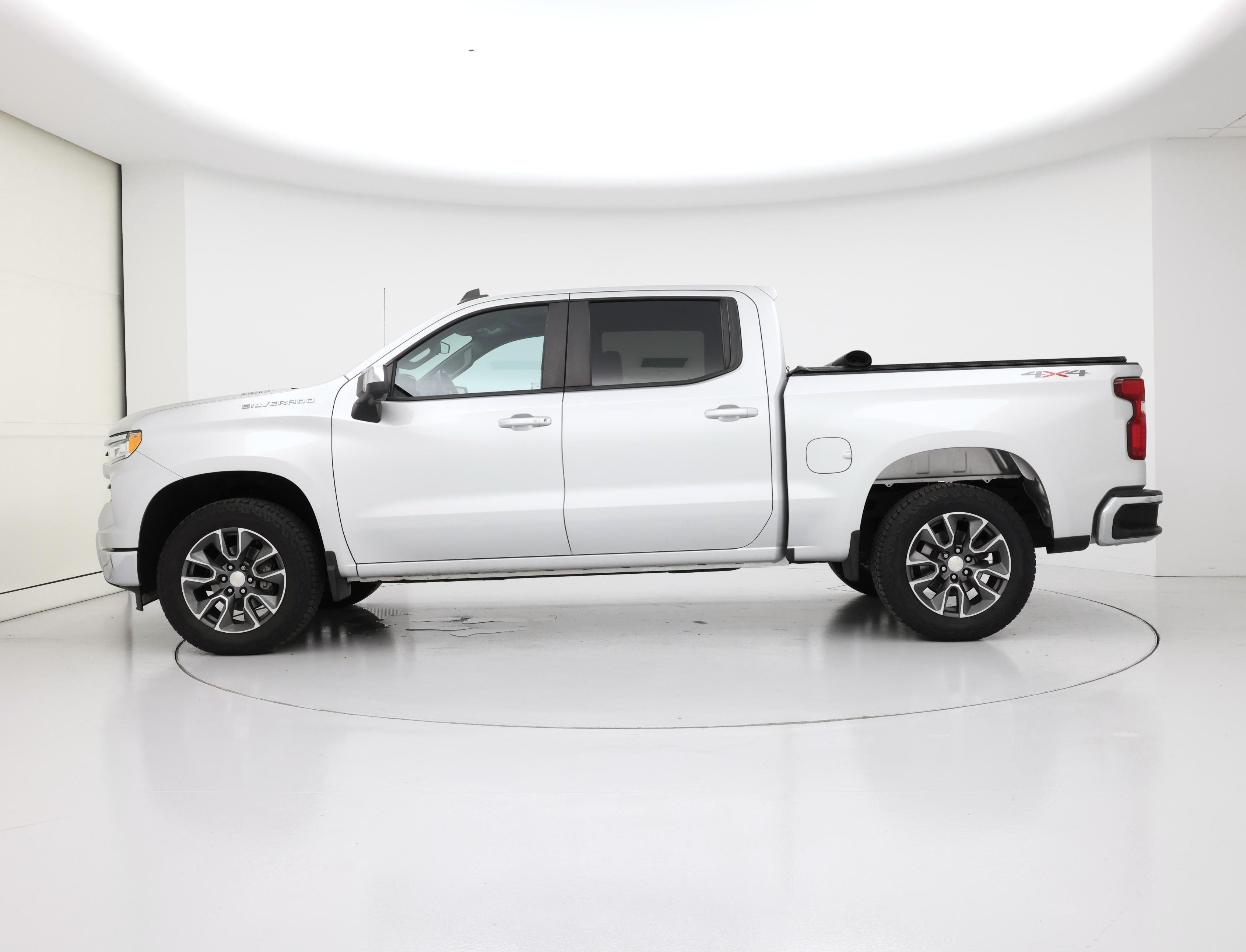 Thumbnail: 2022 Chevrolet Silverado 1500 - 3